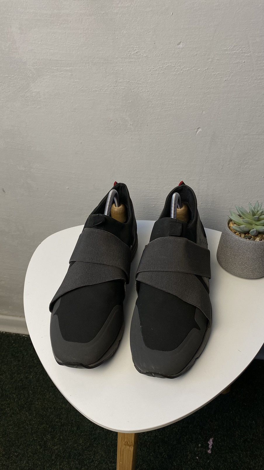 Hugo Boss Hugo Boss hybrid neoprene slip sneakers size 43 Size US 10 / EU 43 - 2 Thumbnail