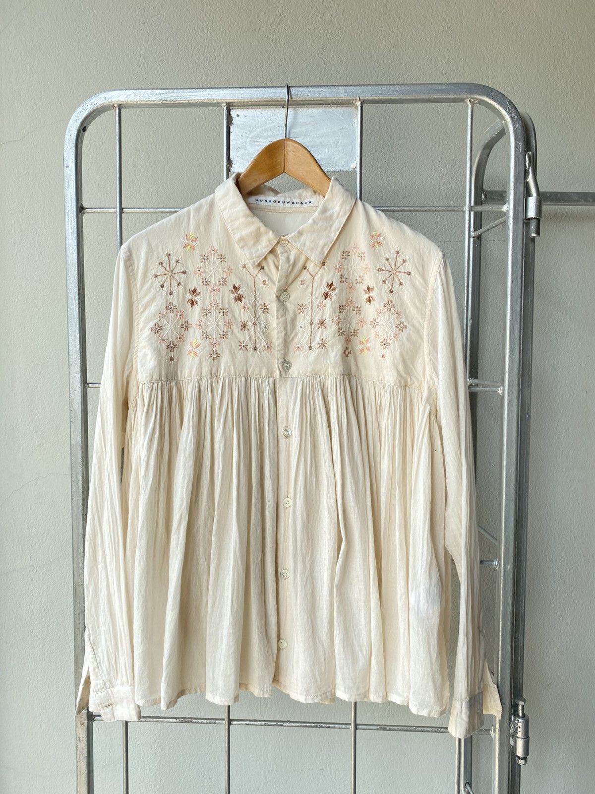 Sunao Kuwahara Sunaokuwahara Cream Victorian-Style Embroidered Blouse. Size M / US 6-8 / IT 42-44 - 19 Thumbnail