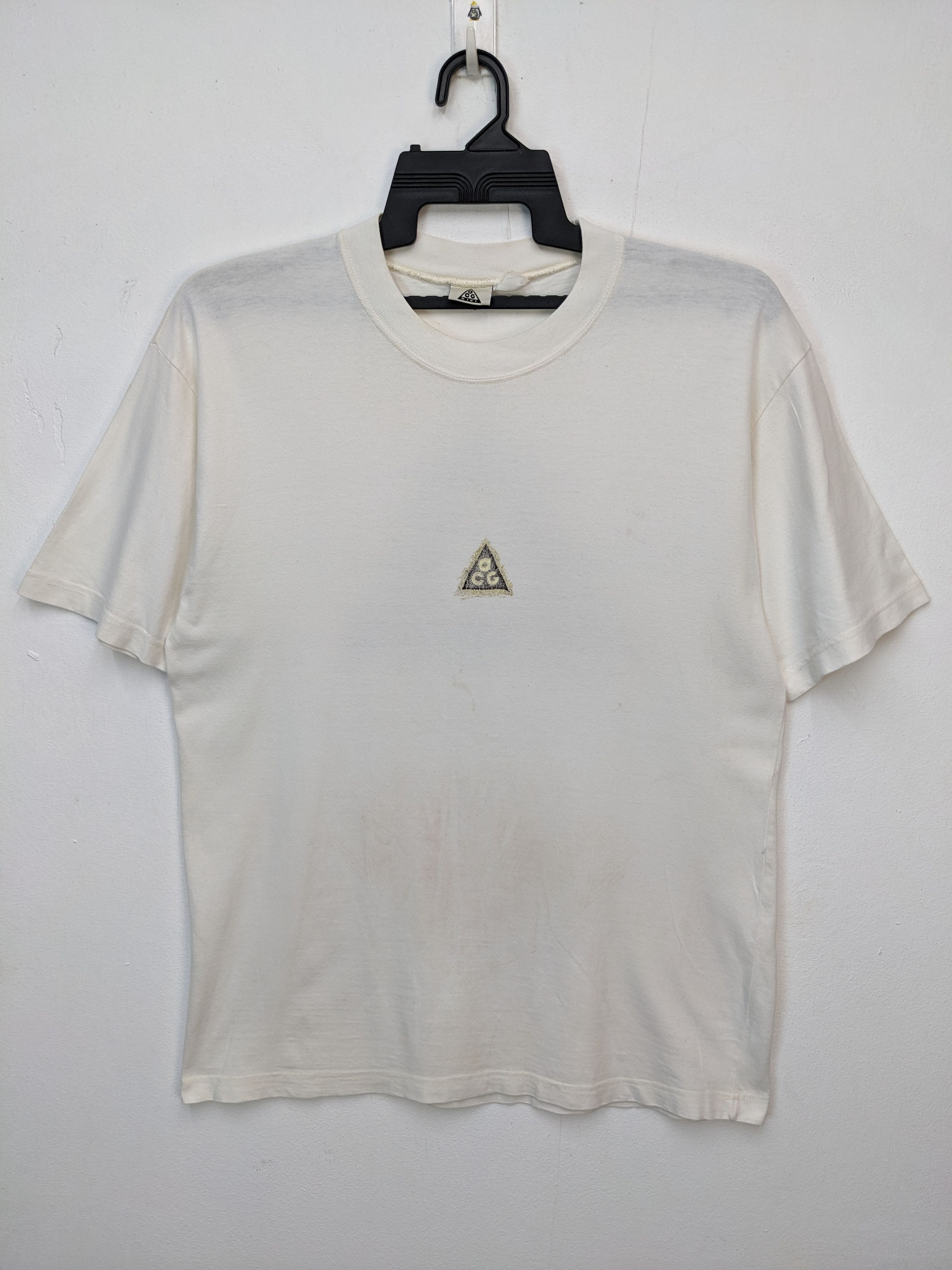 Nike ACG VINTAGE NIKE ACG BIG LOGO WHITE TSHIRT Size US L / EU 52-54 / 3 - 2 Thumbnail