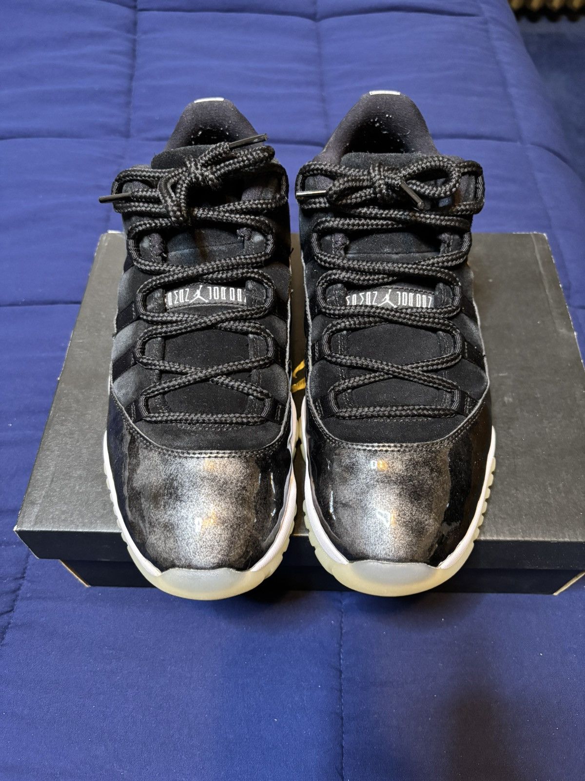 Jordan Brand Jordan 11 Retro Low Barons 2017 Size 10 Size US 10 / EU 43 - 2 Thumbnail