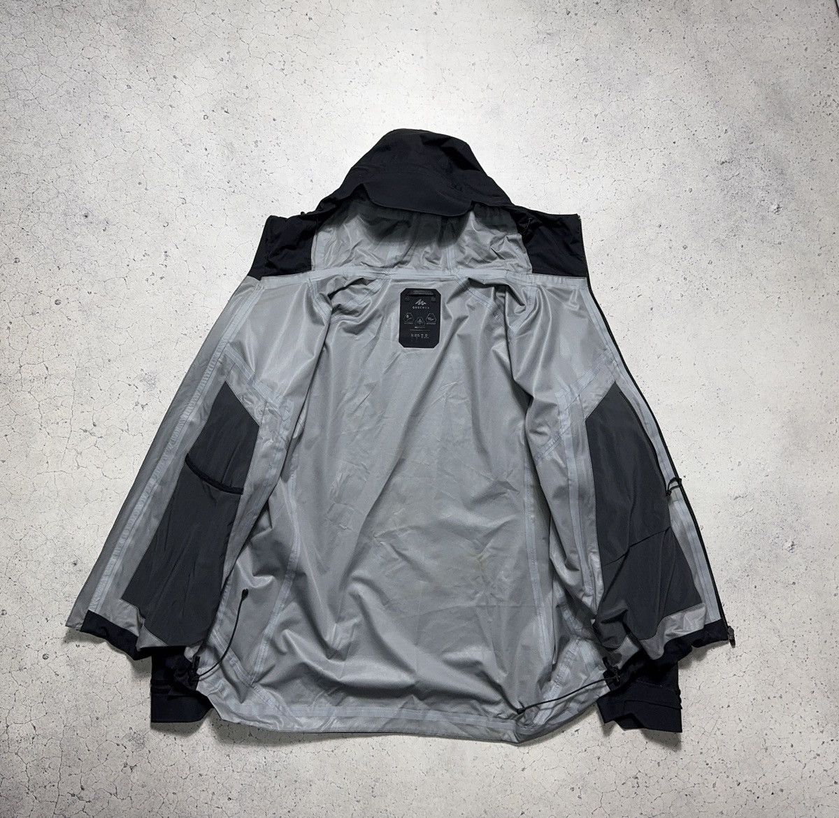 Vintage Quechua Membrane Black Nylon Gore-Tex Jacket Size US XXL / EU 58 / 5 - 6 Thumbnail