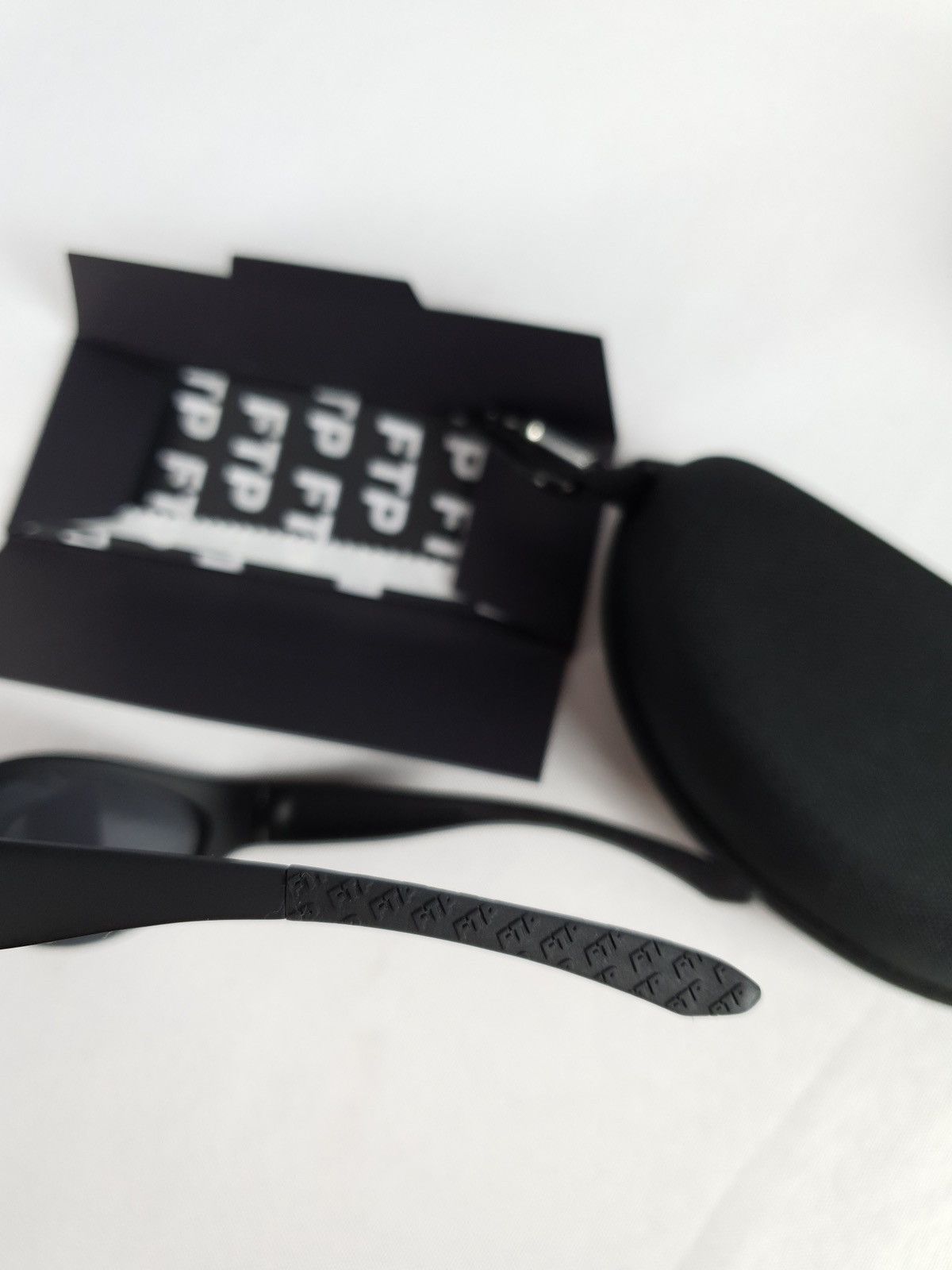 Crap Eyewear × Fuck The Population FTP x Crap Eyewear “The FTP Sport” Sunglasses (2023) Size ONE SIZE - 6 Thumbnail