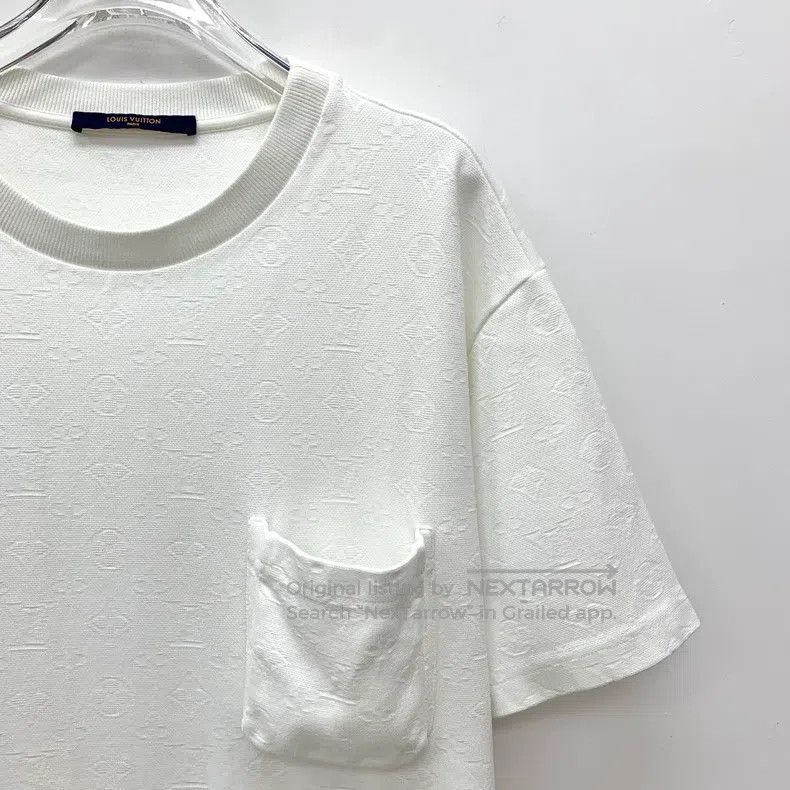 Louis Vuitton Louis Vuitton 22 white logo embossed full-print cotton cre Size US M / EU 48-50 / 2 - 3 Thumbnail