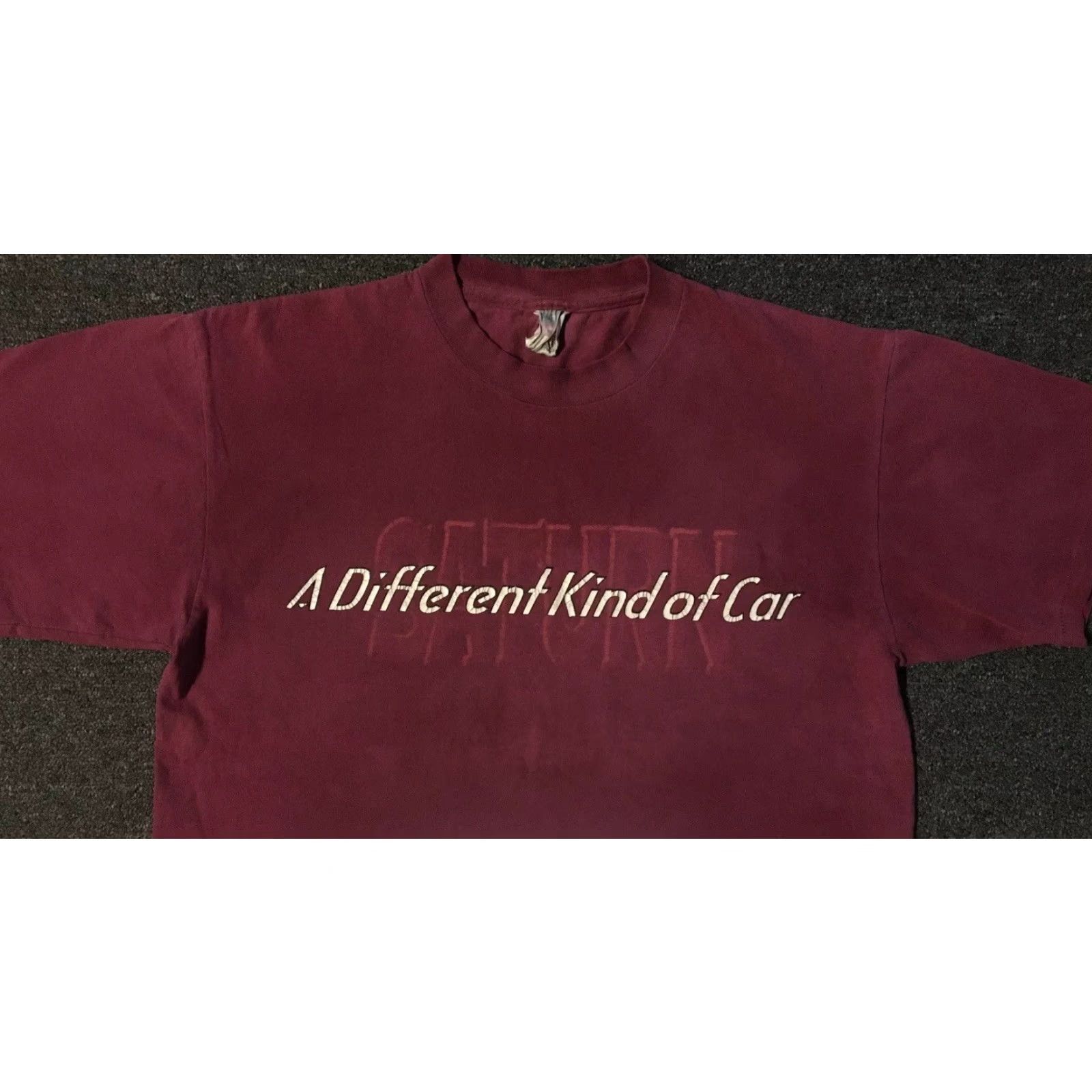 Vintage VINTAGE Saturn A Different Kind Of Car Faded Promo Shirt L Red 90s Grunge Auto Racing Cars Mens T-Shirt Size US L / EU 52-54 / 3 - 6 Thumbnail