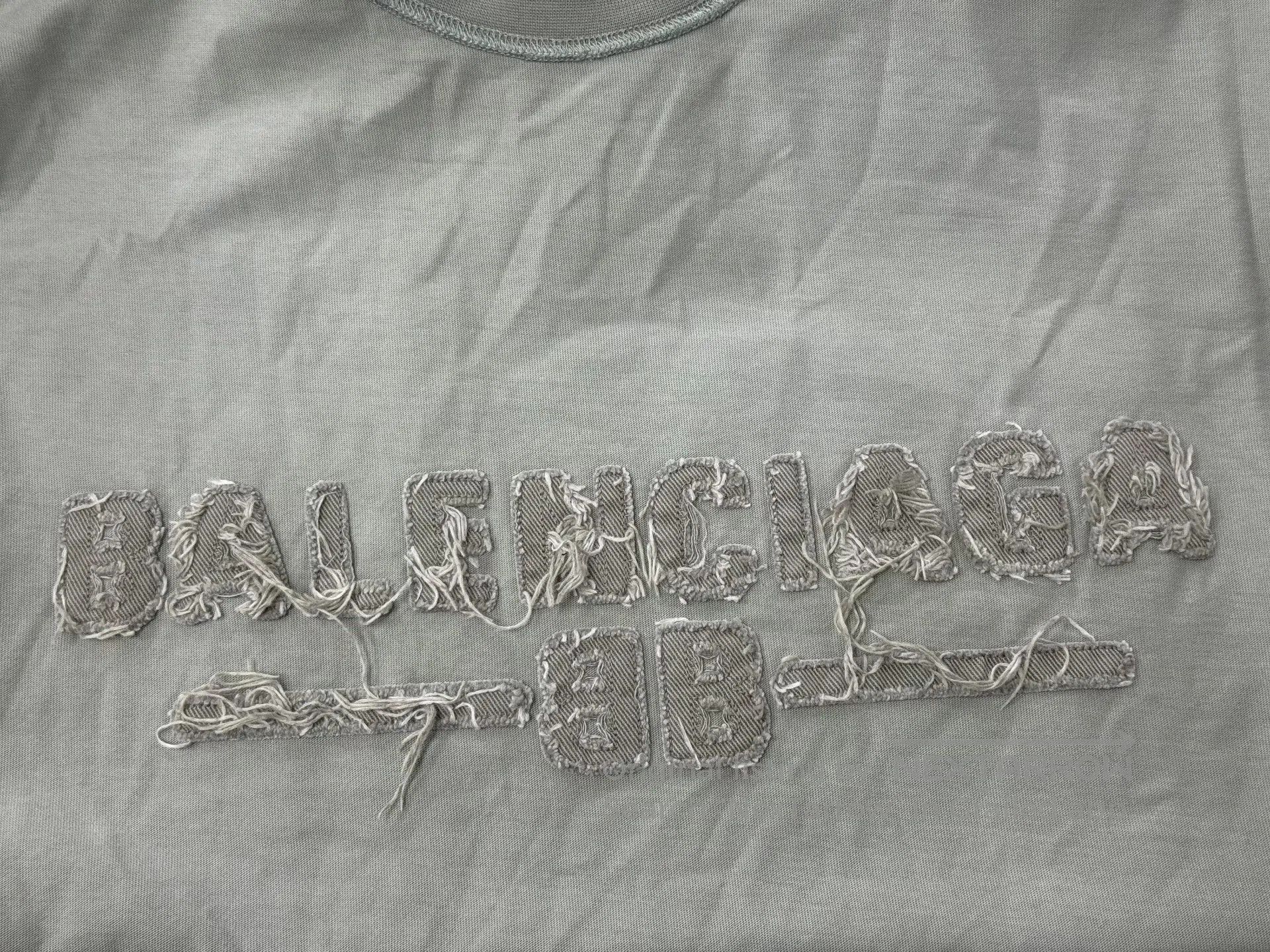 Balenciaga Balenciaga Vintage Jersey Crewneck T-Shirt. Size US L / EU 52-54 / 3 - 3 Thumbnail