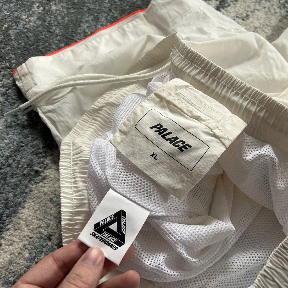 Palace SUMMER 2018 NYLON CRiNK RUNNER SHORTS WHiTE 3M SAFETY ORANGE Size US 34 / EU 50 - 16 Thumbnail