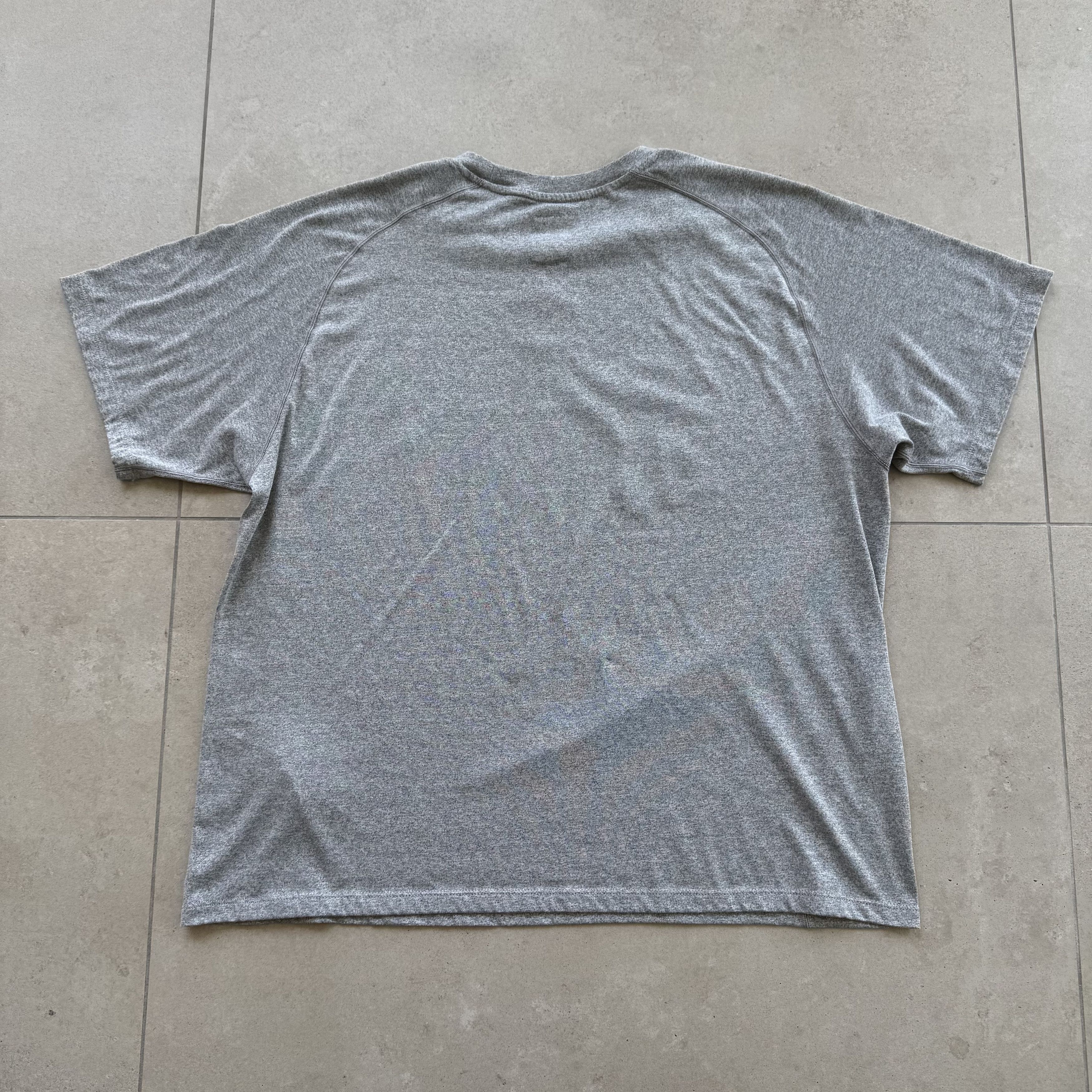 Reebok Vintage Y2K Reebok NFL St. Louis Rams Athletic T Shirt Size US XL / EU 56 / 4 - 3 Thumbnail