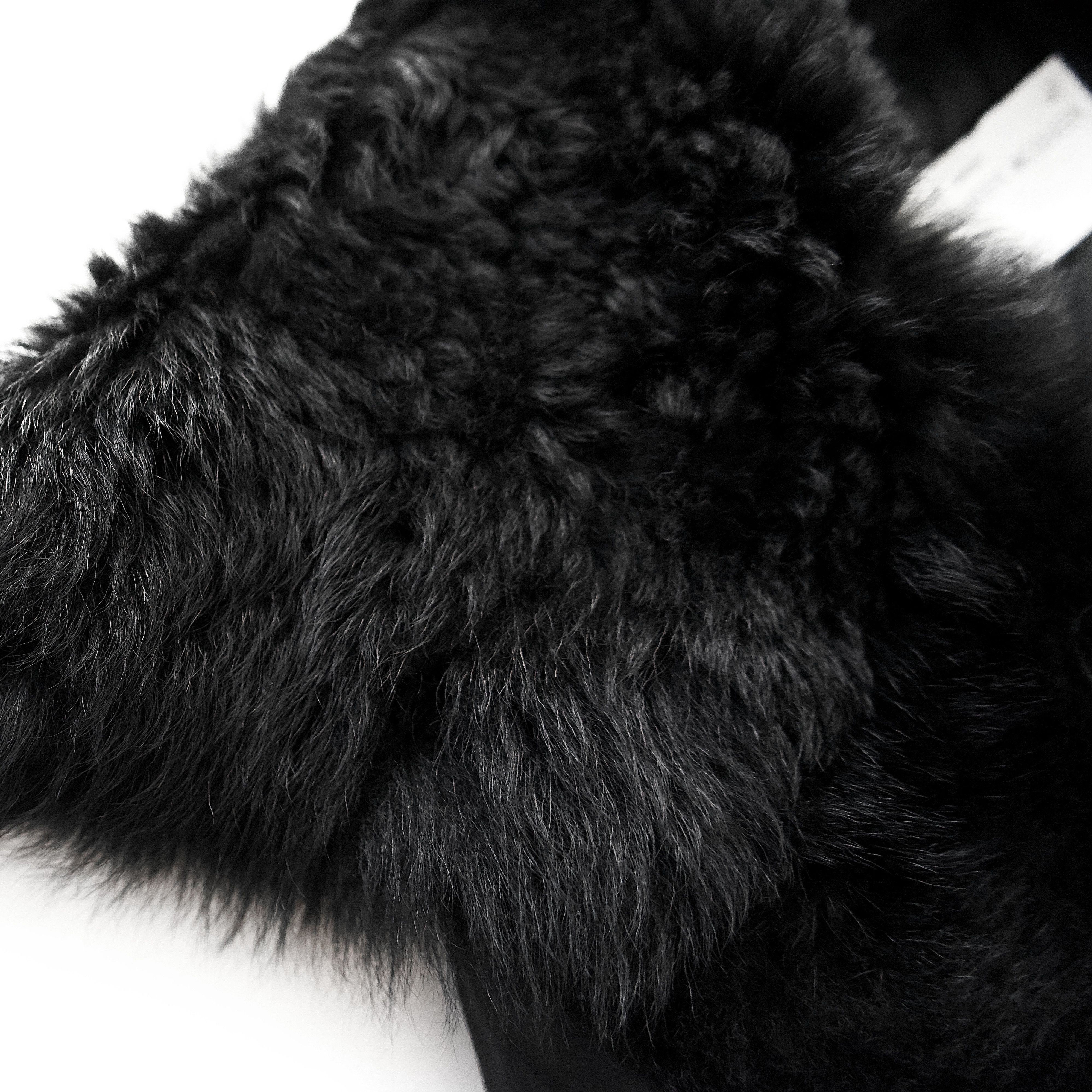 Alexander McQueen F/W2004 "The Catwalk" shearling jacket Size M / US 6-8 / IT 42-44 - 13 Thumbnail