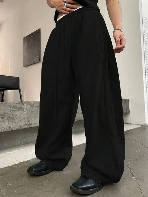 Japanese Brand Black loose fit sweatpants baggy Wide Leg Size US 30 / EU 46 - 1 Thumbnail