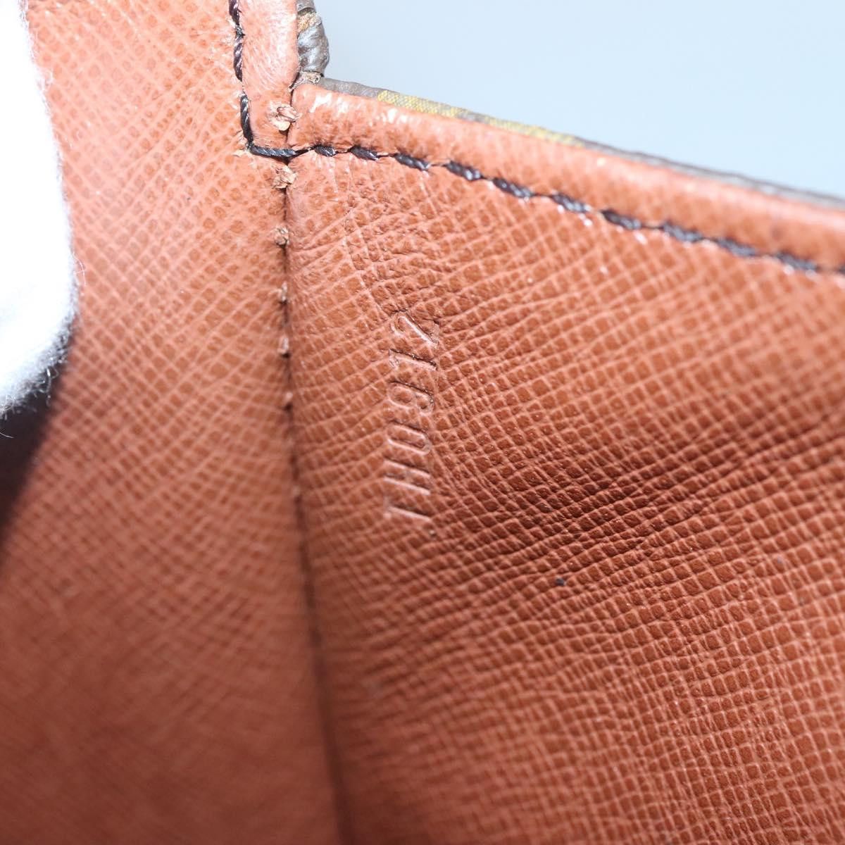 Louis Vuitton LOUIS VUITTON Monogram Saint Cloud GM Shoulder Bag M51242 Size ONE SIZE - 12 Thumbnail