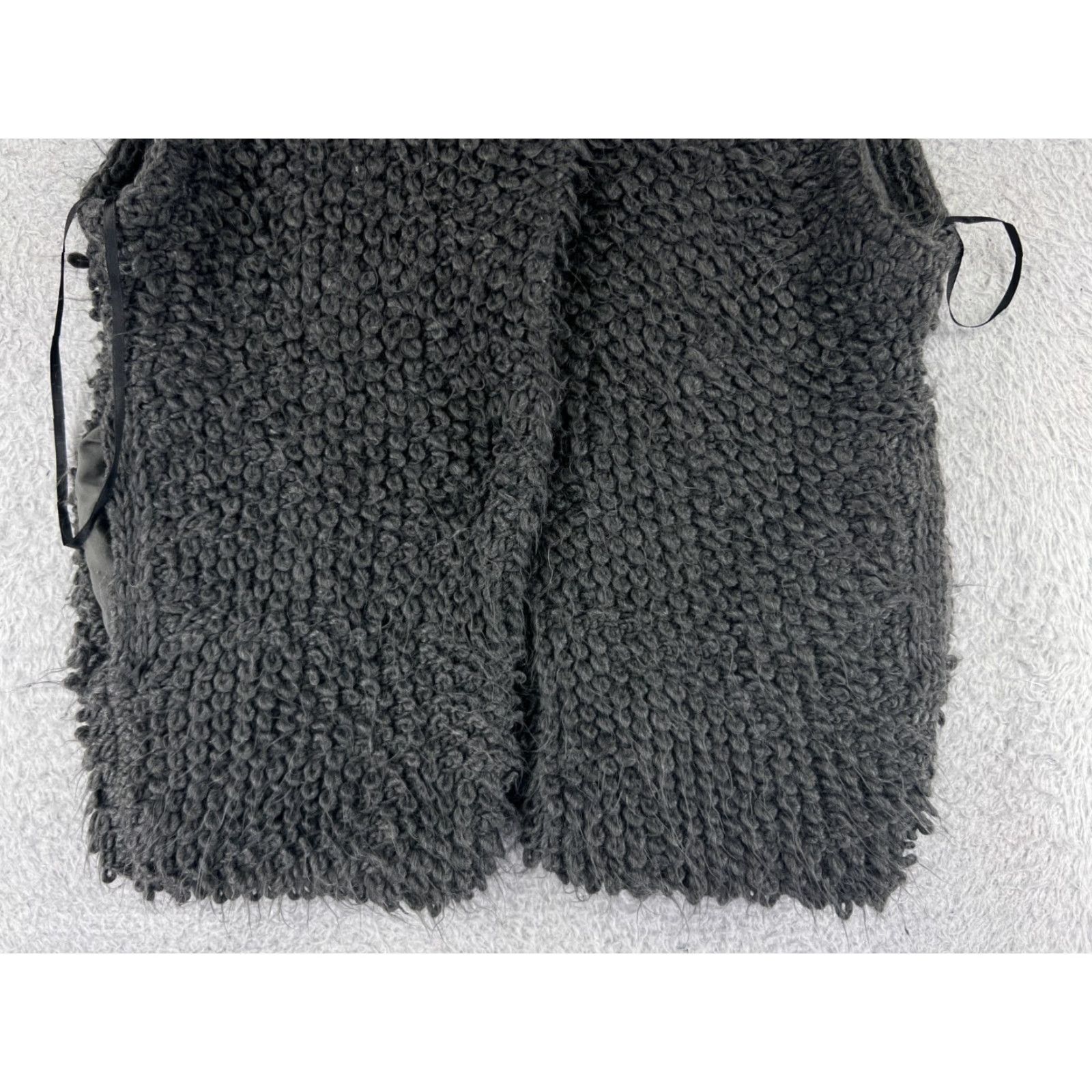 Sam Edelman Sam Edelman Vest Womens Small Gray Fluffy Acrylic Yarn Polyester Lined Size S / US 4 / IT 40 - 6 Thumbnail