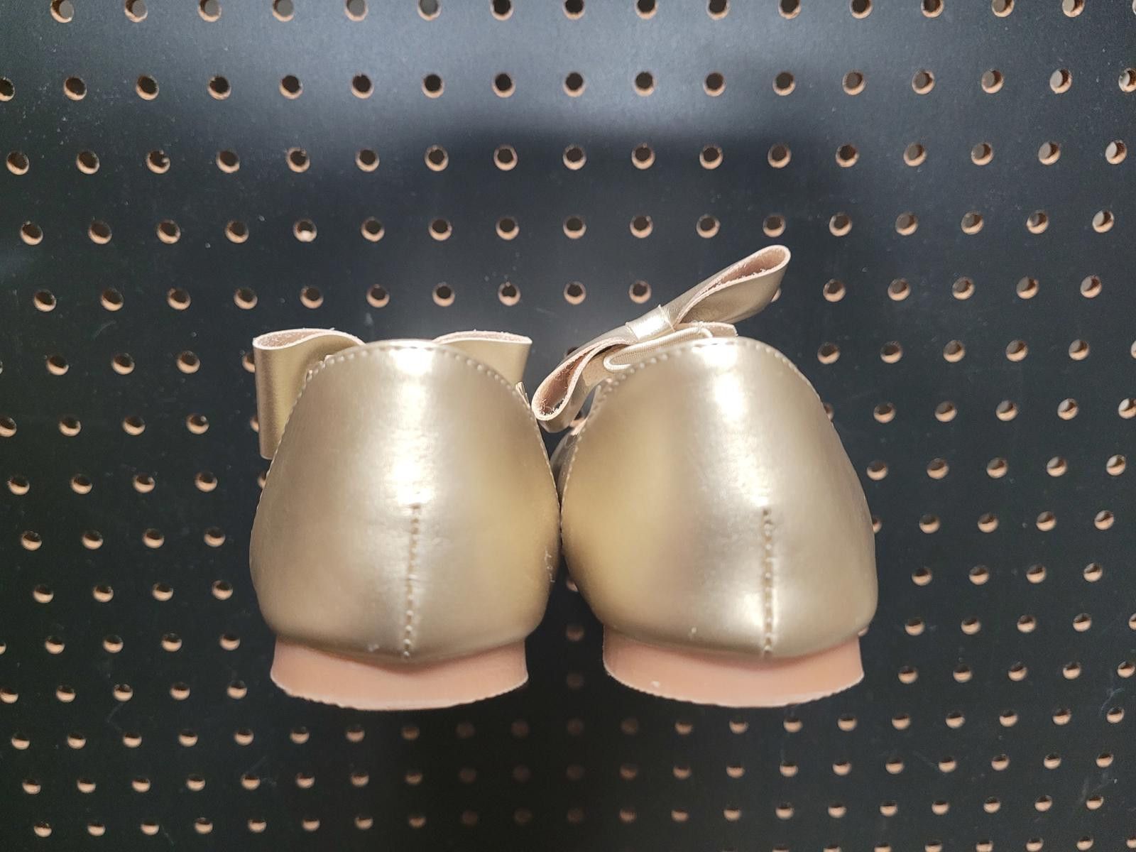 Other Gorgeous Gold Bow Flats - Grab 'Em Before They're Gone! Size US 4.5 / IT 34.5 - 4 Thumbnail
