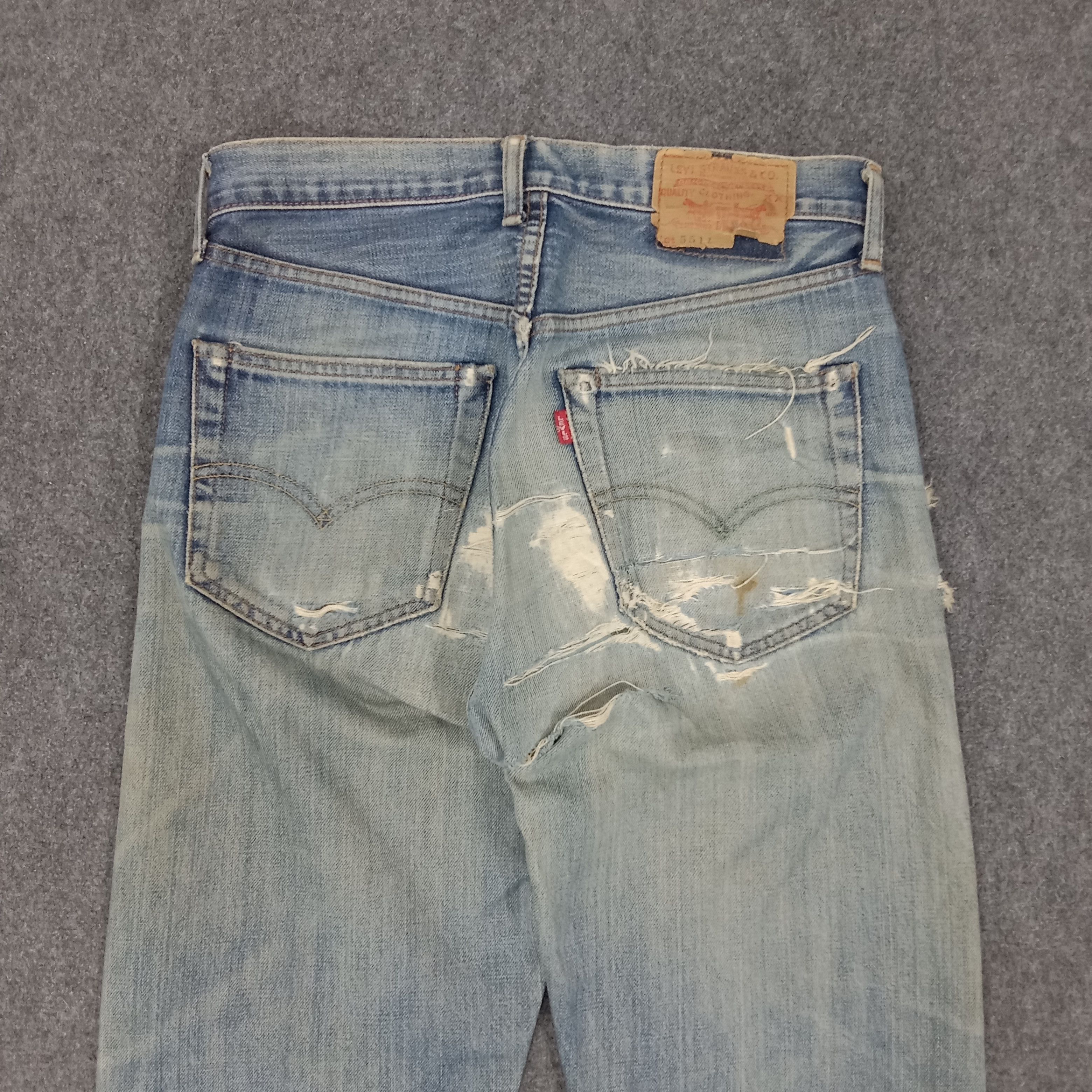 Levi's × Vintage Levi's 551 Z American Big E Distressed SelvedgeDenim Jeans Size US 29 - 7 Thumbnail