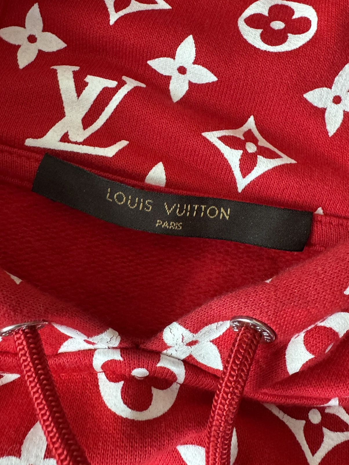 Louis Vuitton × Supreme LOUIS VUITTON X SUPREME MONOGRAM BOX Louis Vuitton × Supreme LOUIS VUITTON X SUPREME MONOGRAM BOX