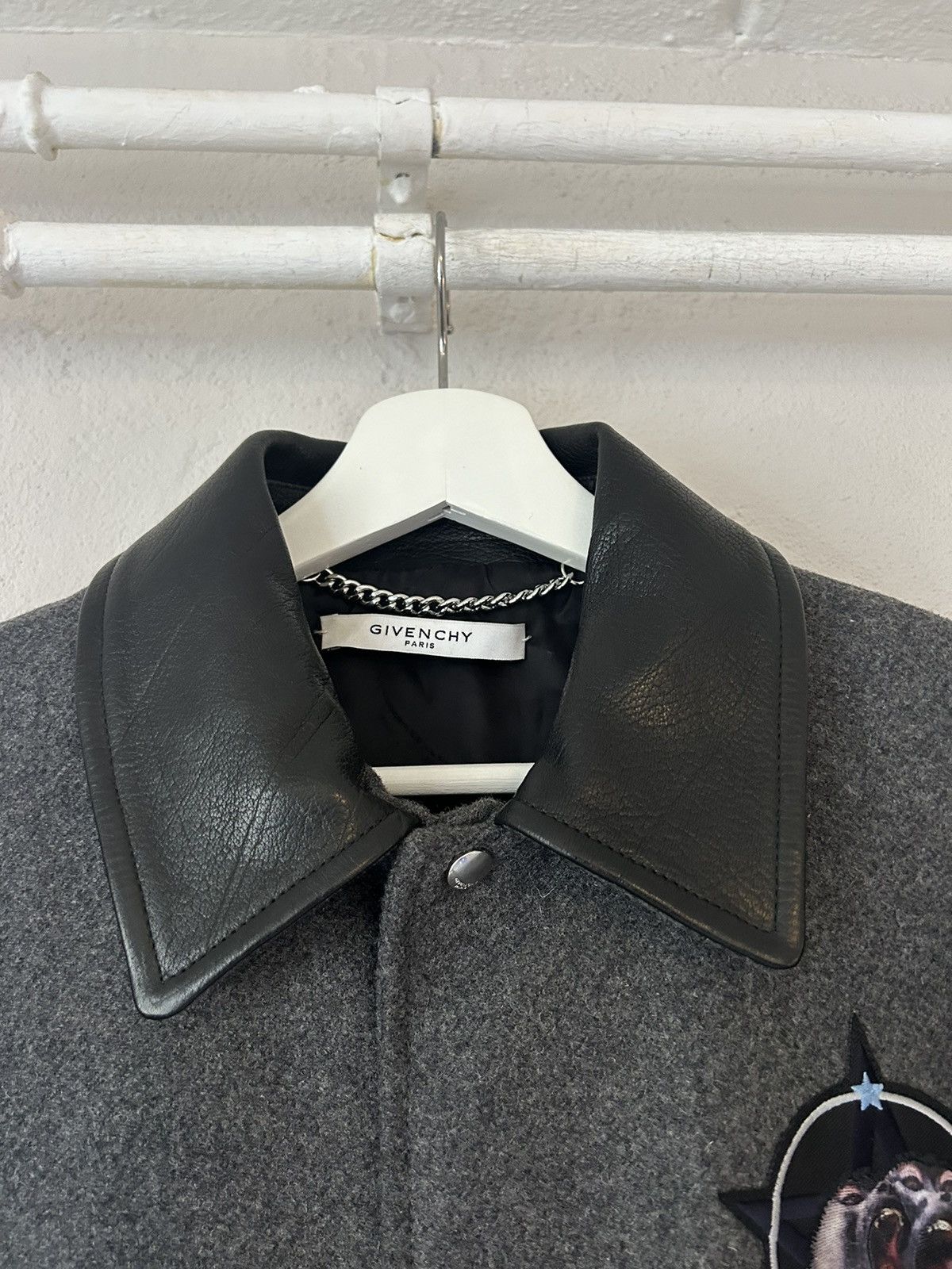 Givenchy Buffalo Leather & Wool ‘Who Dares Wins’ Varsity Jacket Size US L / EU 52-54 / 3 - 4 Thumbnail