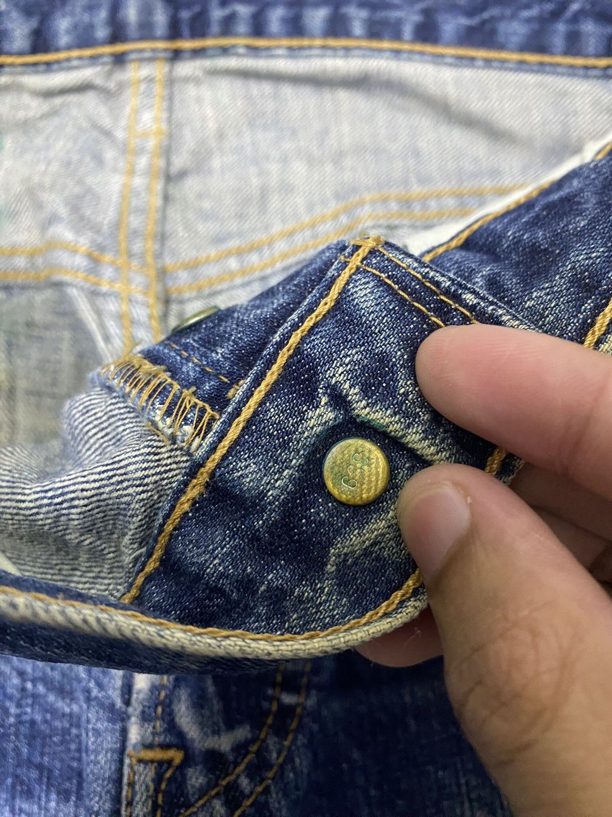 Levi's 🔥VINTAGE LEVIS 501 JAPAN DISTRESSED DENIM JEANS Size US 30 / EU 46 - 11 Thumbnail