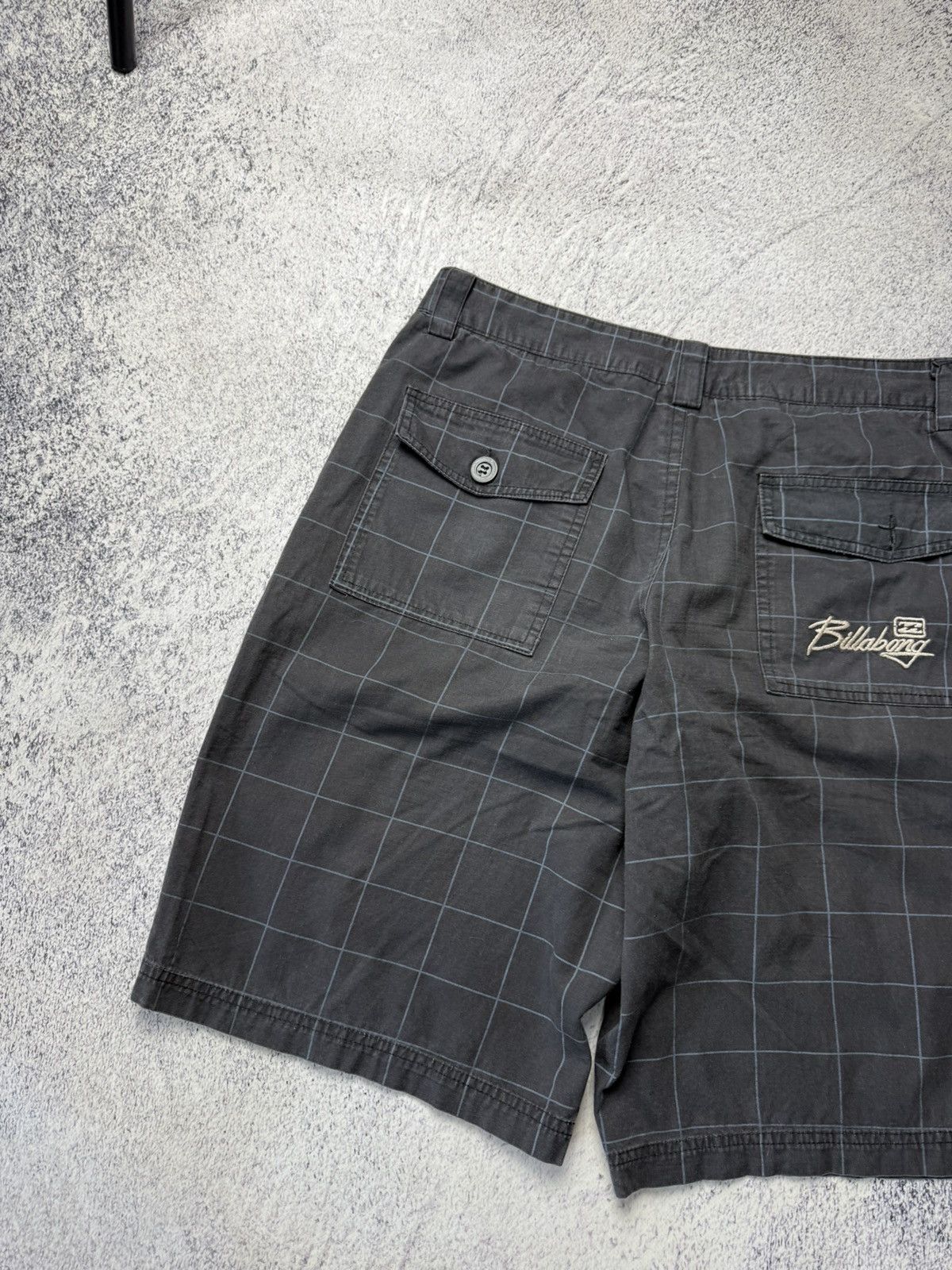 Billabong Vintage Billabong Striped Shorts Streetwear Style Size 34 Size US 34 / EU 50 - 17 Thumbnail