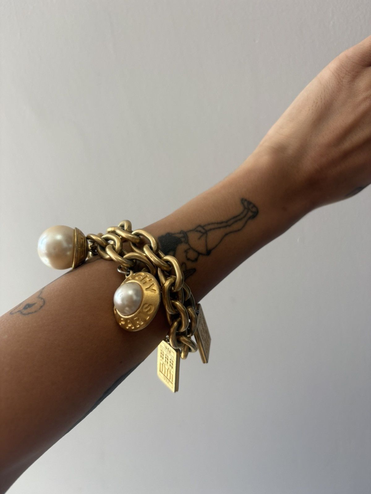 Givenchy Vintage Givenchy Double chain bracelet Size ONE SIZE - 2 Thumbnail