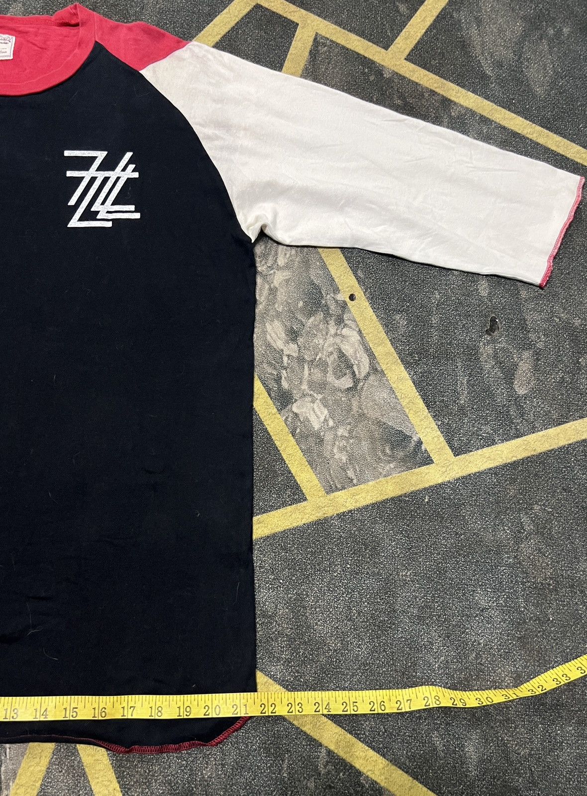 Japanese Brand 90s REAL MADHECTIC JAPAN RAGLAN TEE Size US L / EU 52-54 / 3 - 9 Thumbnail