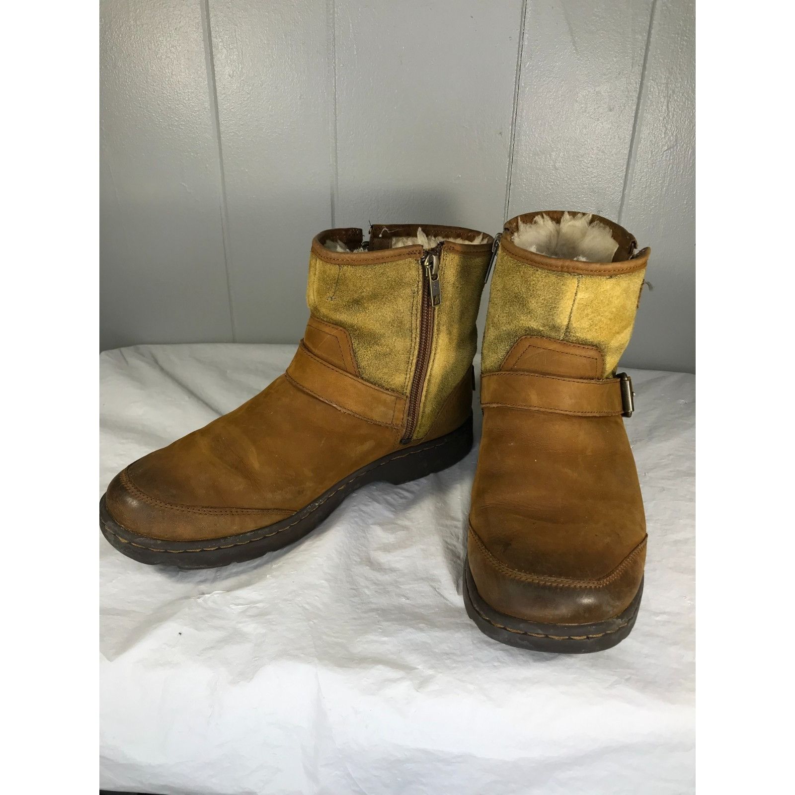Ugg UGG Australia Dawn Chestnut Short Leather Lug Sole Boots Wom Size US 7 / IT 37 - 1 Thumbnail
