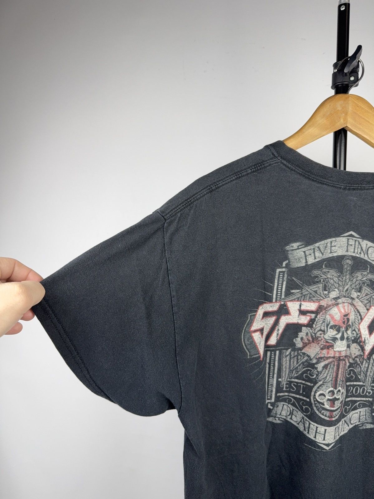 Band Tees 00s Five Finger Death Punch 5FDP Skull Graphic Band T-Shirt Size US L / EU 52-54 / 3 - 9 Thumbnail