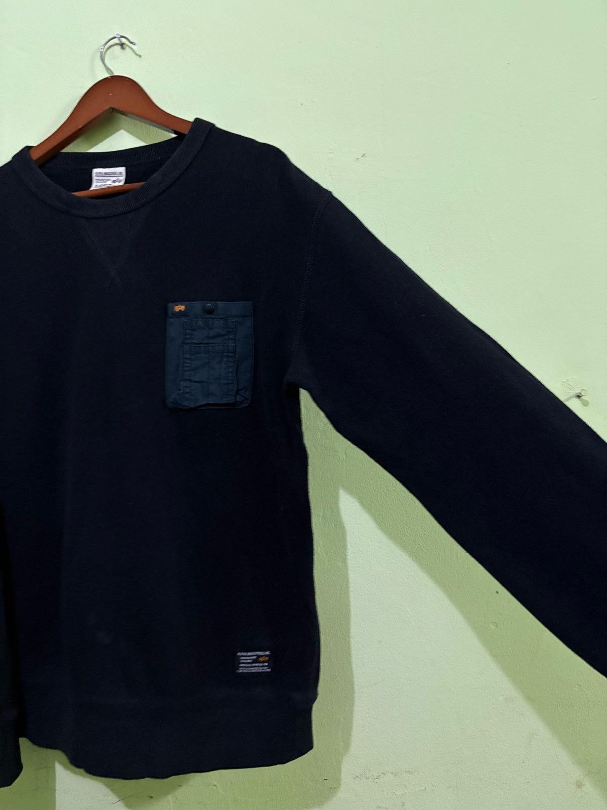 Alpha Industries Alpha Industries Sweatshirt Single Pocket Design Size US L / EU 52-54 / 3 - 3 Thumbnail