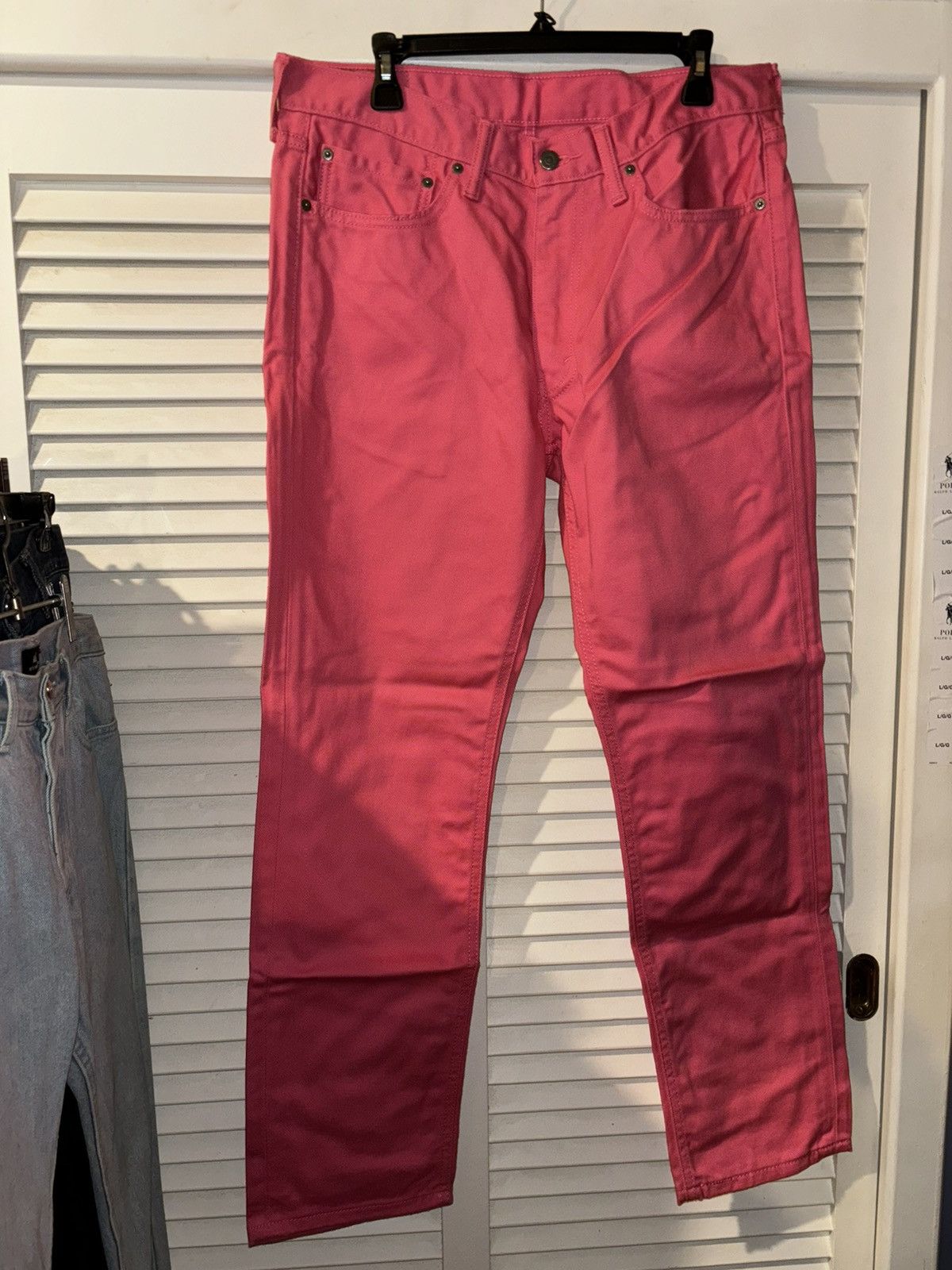 Levi's Levi’s hot pink 541 denim jeans 34 X 32 brand new Size US 34 / EU 50 - 1 Thumbnail