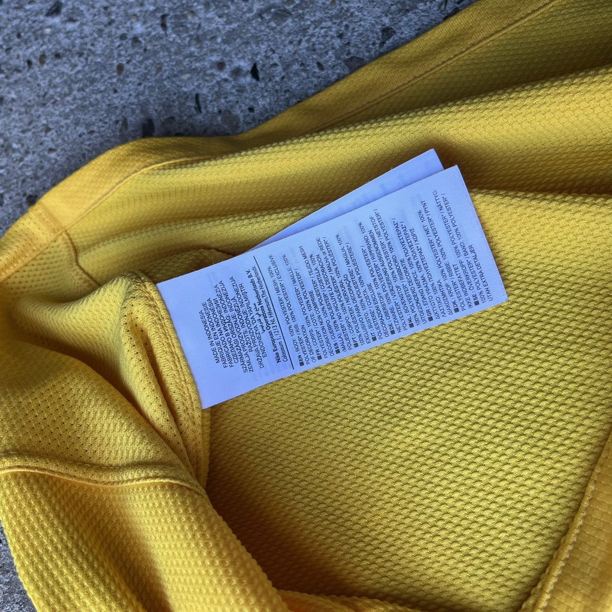 Nike Nike Home 2010-2011 Jersey yellow rare vintage Size US S / EU 44-46 / 1 - 7 Thumbnail