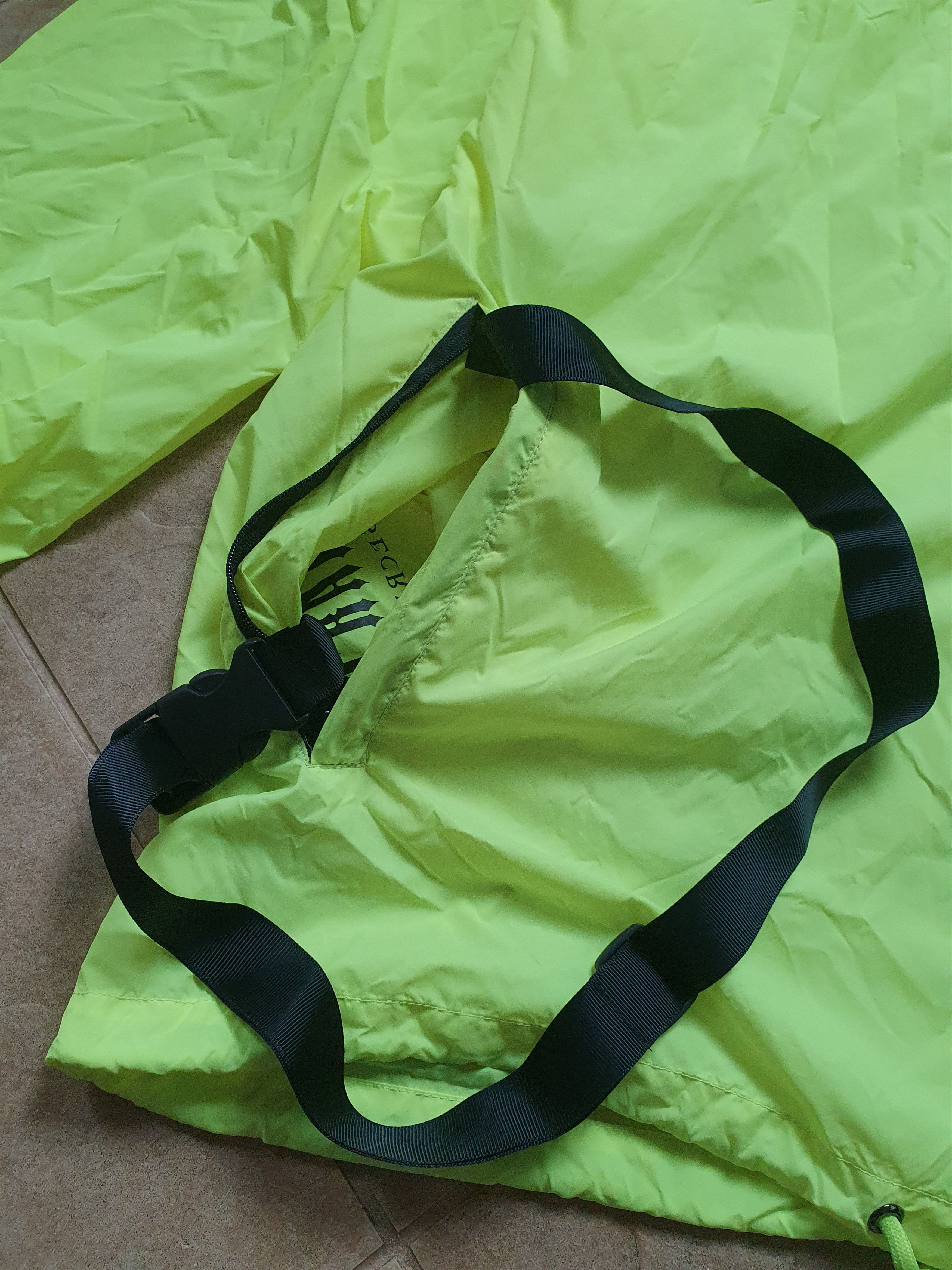 Trapstar London Trapstar windbreaker Nylon size L jacket raincoat Size US L / EU 52-54 / 3 - 8 Thumbnail