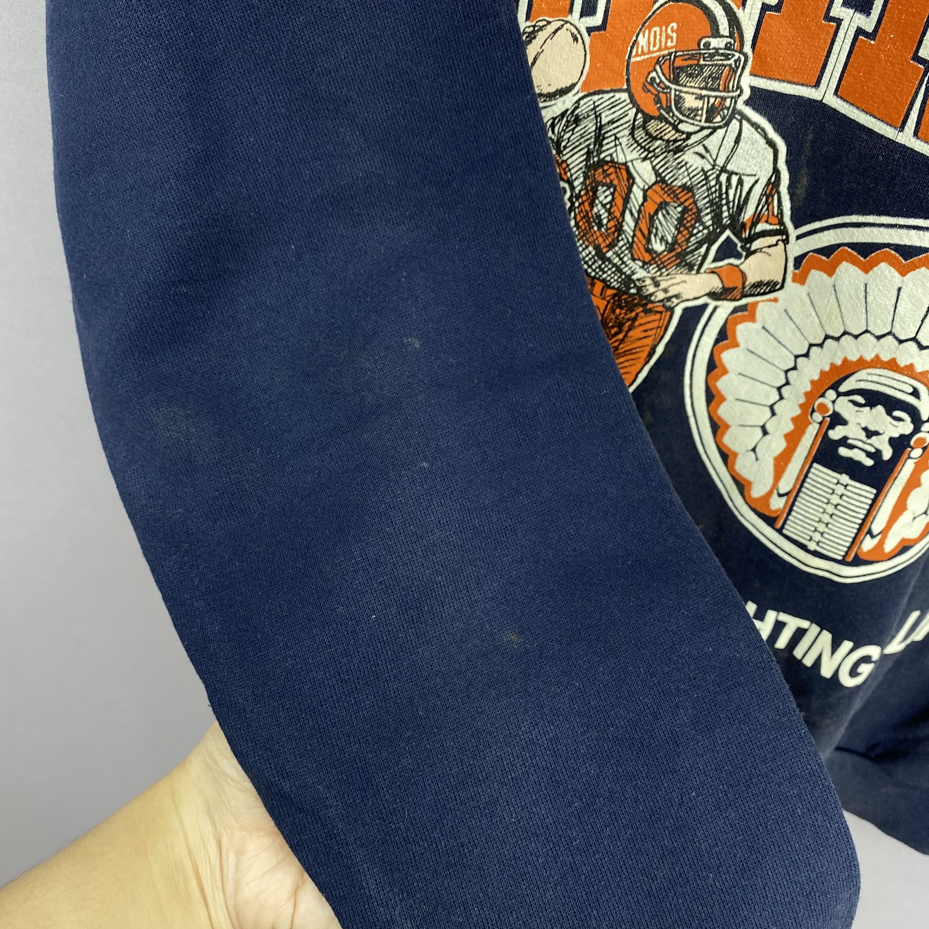 Vintage Vintage 90s NCAA Fighting Illini Sweatshirt Illinois USA Size US L / EU 52-54 / 3 - 12 Thumbnail