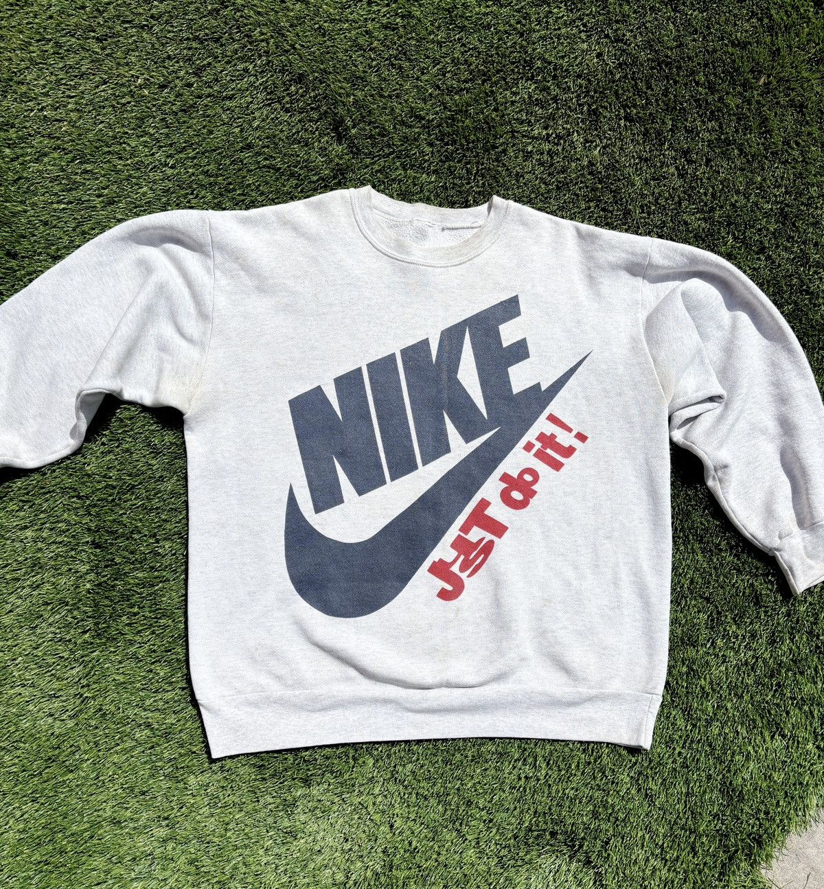 Nike × Vintage Vintage 90s Nike “Just Do It” Sweatshirt Size US L / EU 52-54 / 3 - 1 Thumbnail
