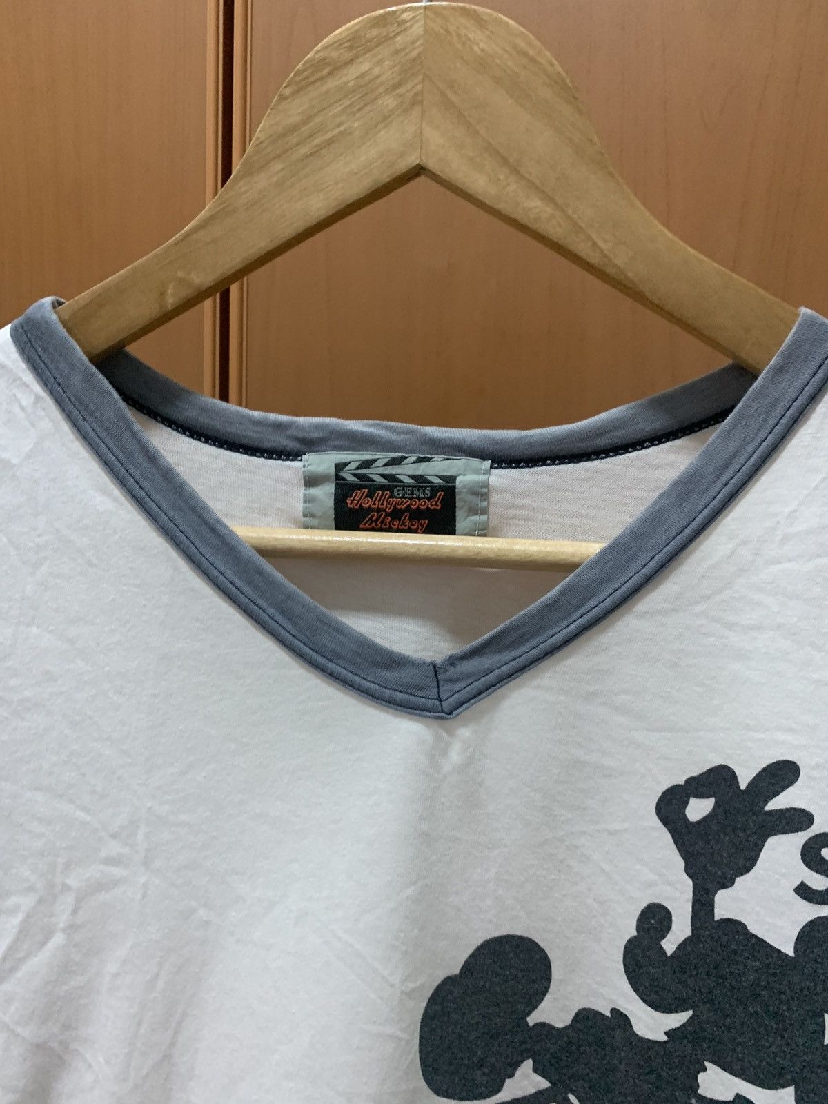 Mickey Mouse Vintage Print Hollywood Mickey V Neck T-Shirt Size US M / EU 48-50 / 2 - 6 Thumbnail