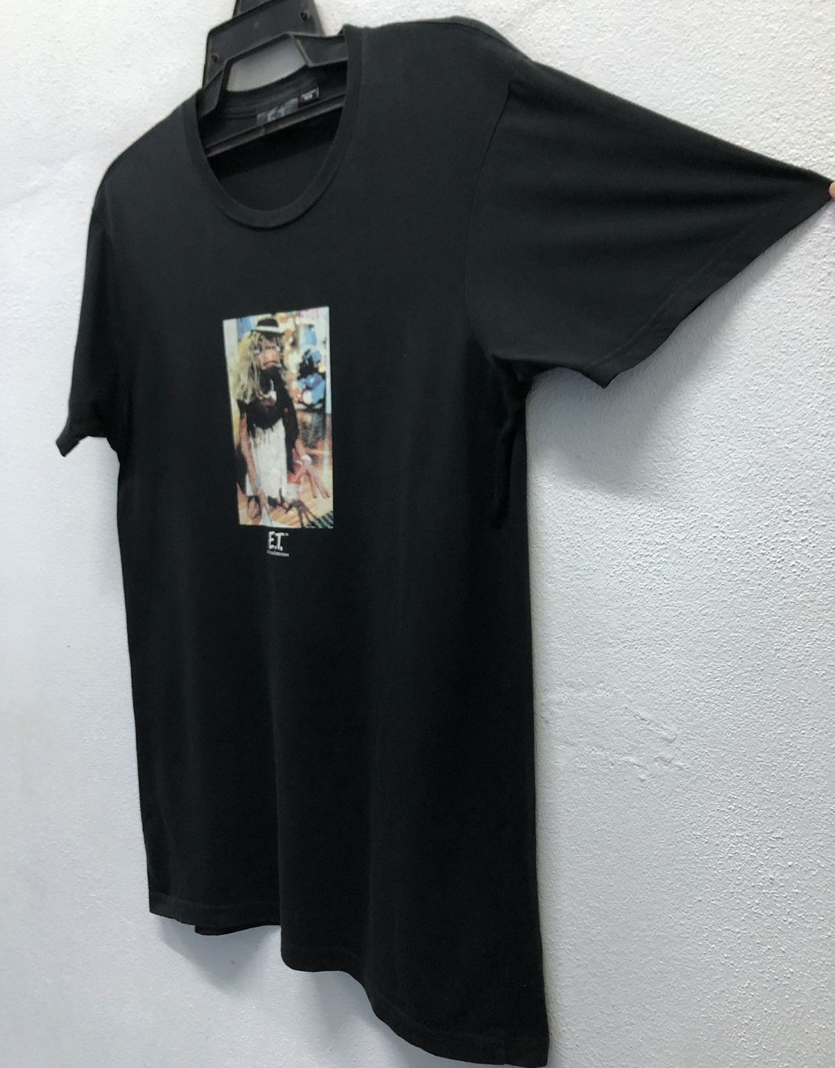 Universal Studios Universal Studios E.T. The Extra-Terrestrial T-Shirt Size US M / EU 48-50 / 2 - 5 Thumbnail