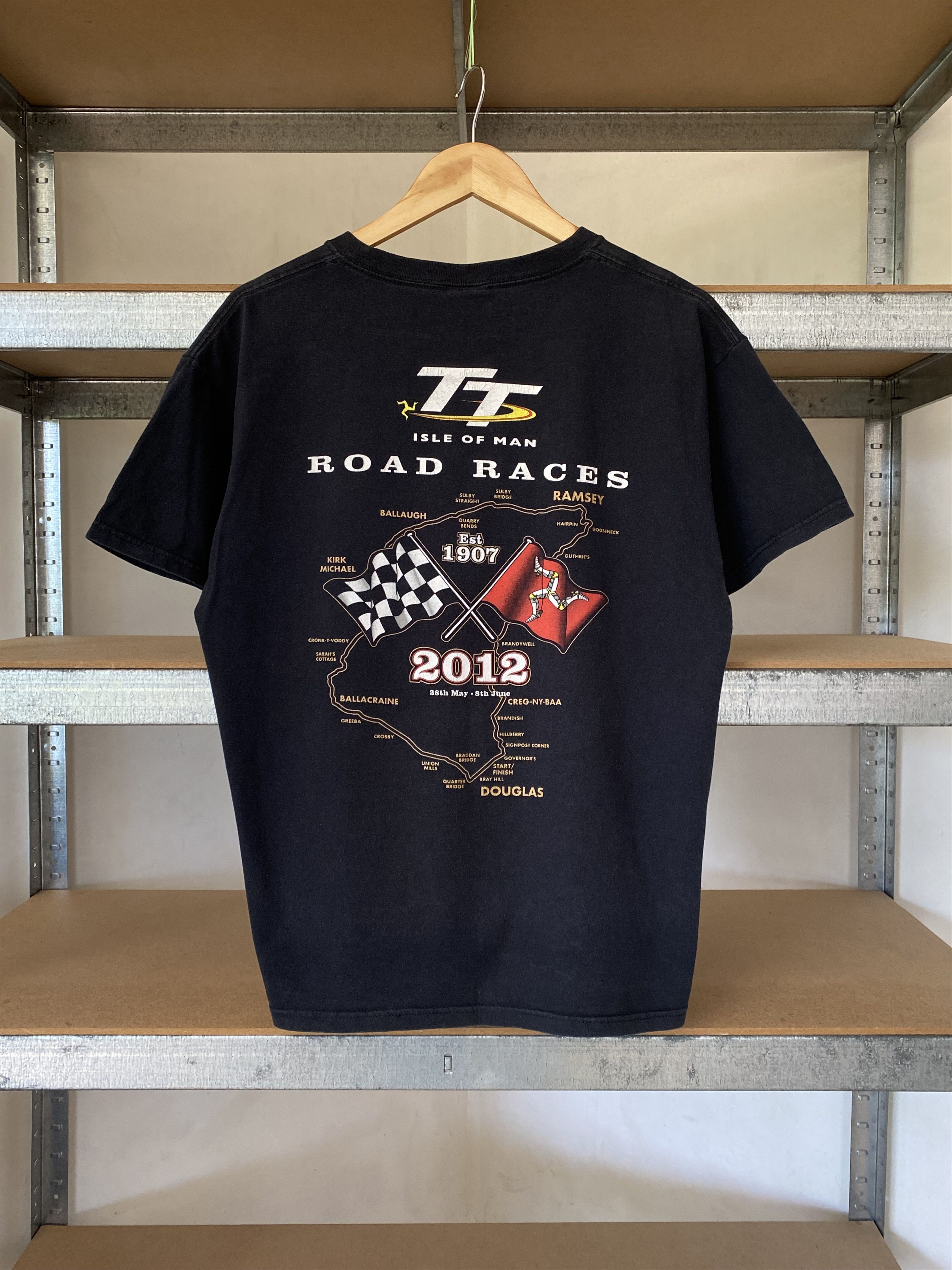 Vintage TT Isle Of Man Vintage 2012 Road Races Moto Racing T-shirt Size US L / EU 52-54 / 3 - 2 Thumbnail