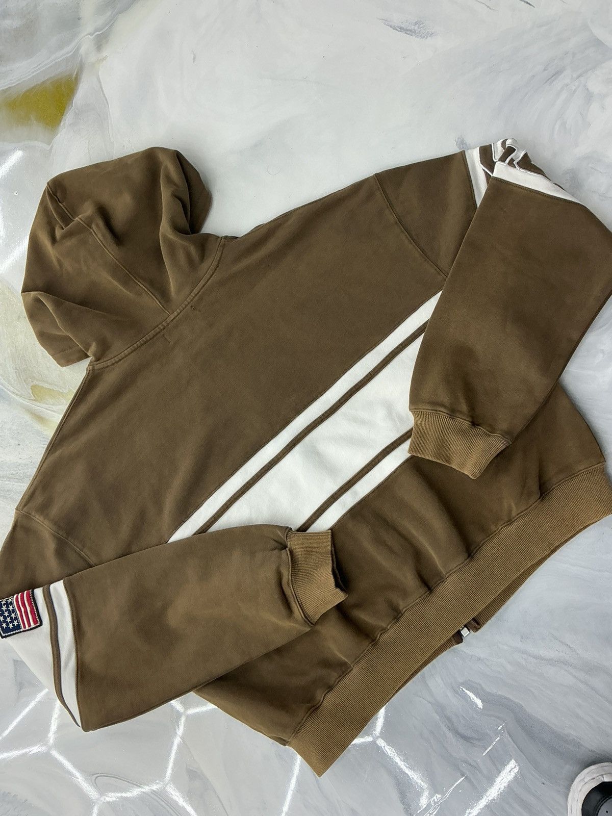 Vale Vale Cursive Zip Up Hoodie Brown White Size XL Size US XL / EU 56 / 4 - 6 Thumbnail