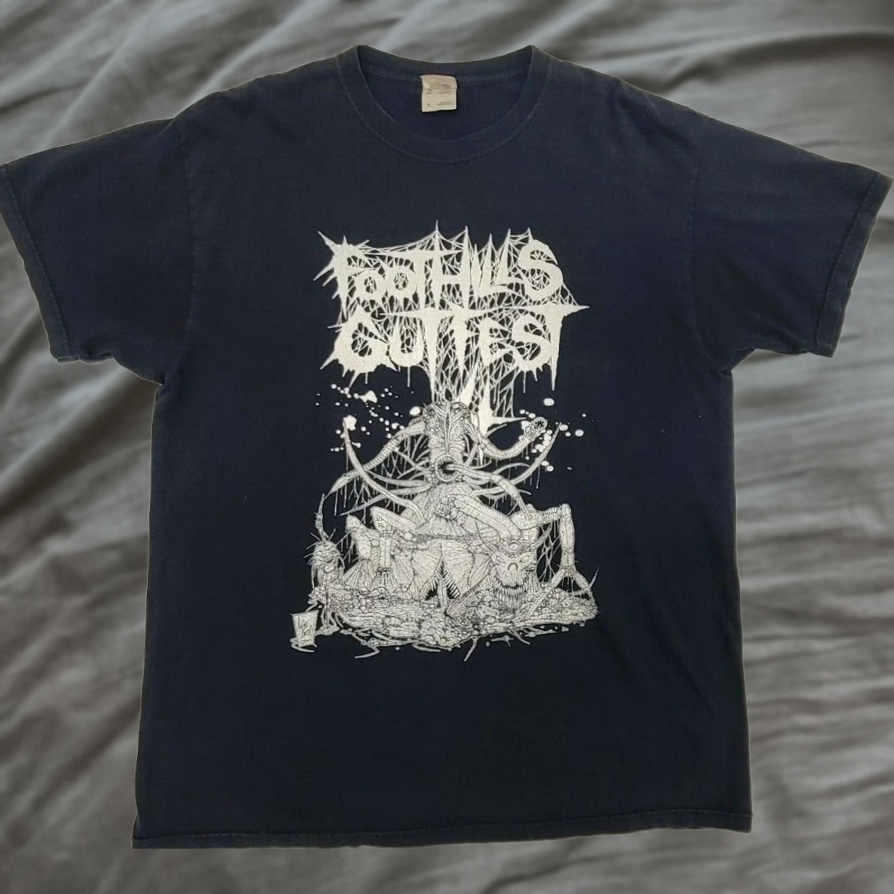 Vintage Foothills Gutfest Black Band Tour Graphic T Shirt Men's XL 2012 Size US XL / EU 56 / 4 - 1 Thumbnail