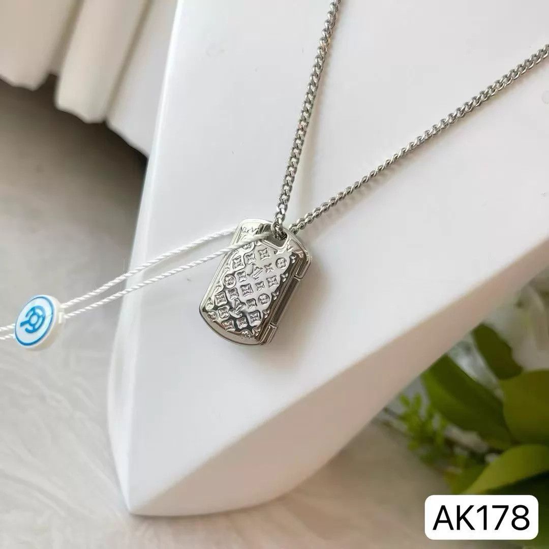 Louis Vuitton Louis Vuitton New Necklace 49-59cm Chain With Dust Bag Size ONE SIZE - 5 Thumbnail