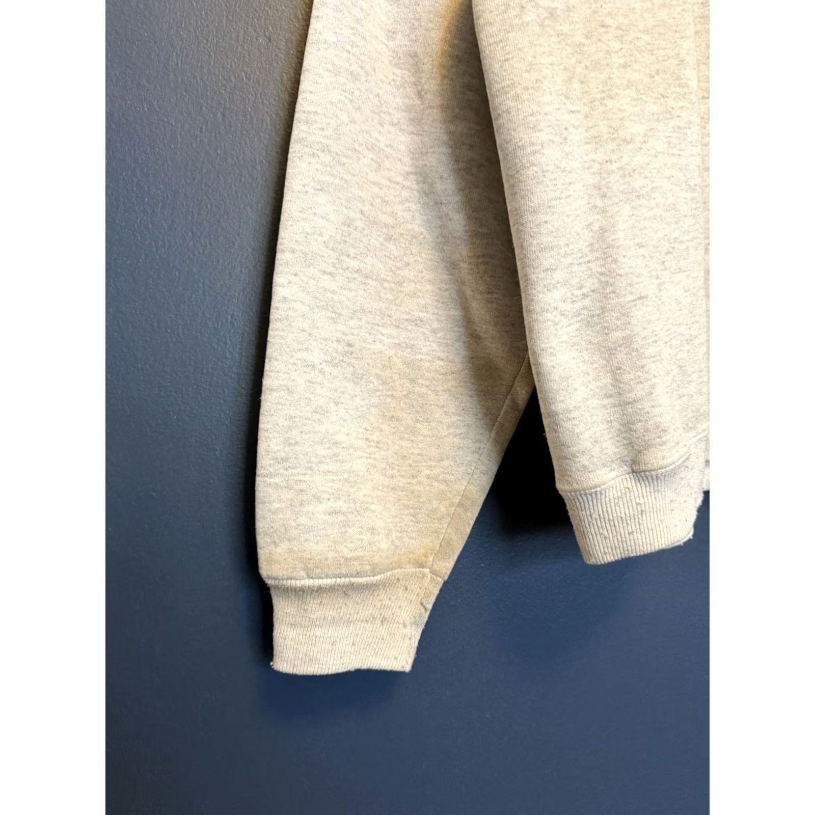 Vintage VINTAGE University Of Minnesota College Gray Sweatshirt Sweatshirt L Mens 90s Pullover Gray Size US L / EU 52-54 / 3 - 5 Thumbnail