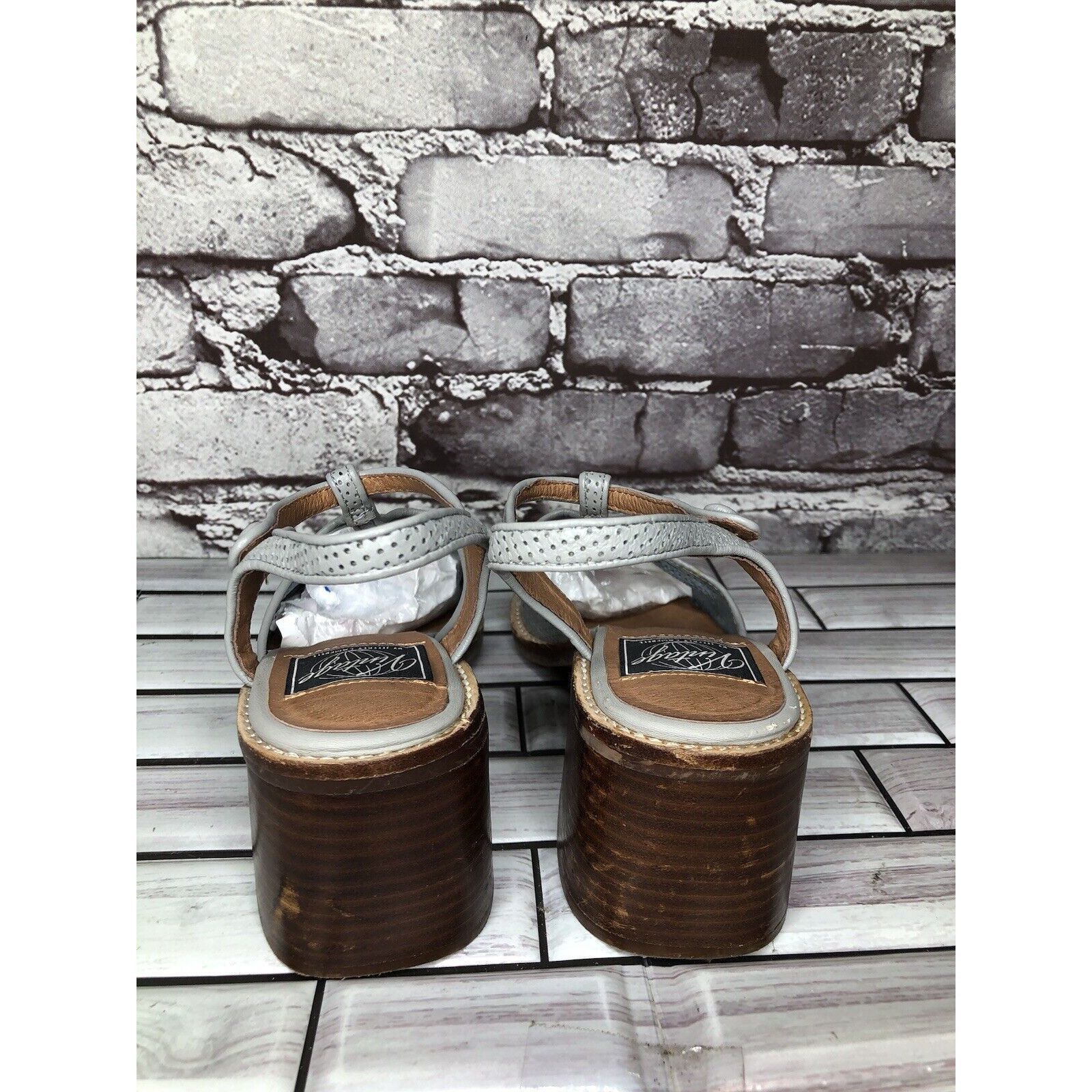 Jeffrey Campbell Vintage Jeffrey Campbell White Cap Gray Leather Perforated S Size US 7 / IT 37 - 4 Thumbnail