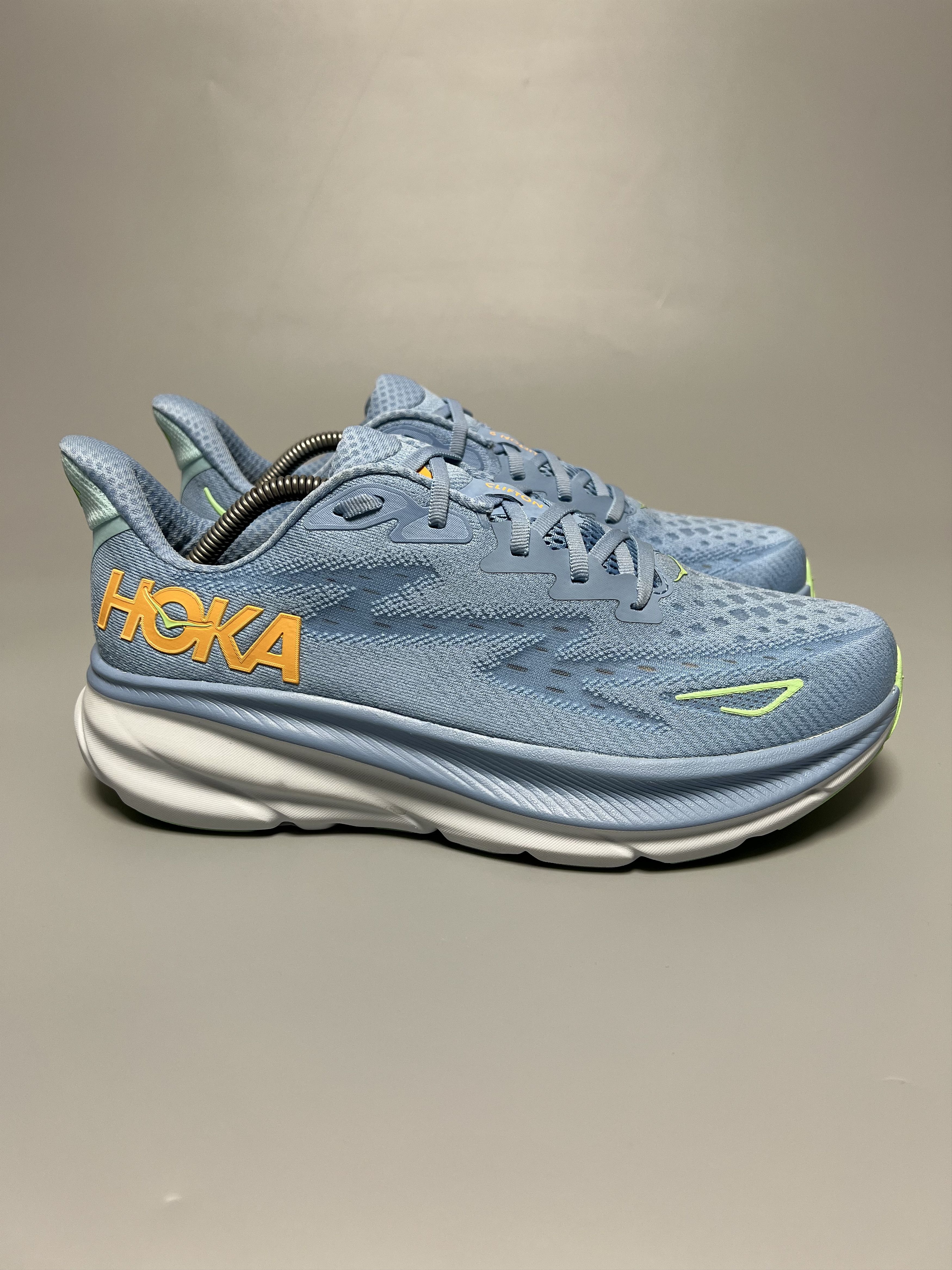 Hoka 9D Hoka One One Clifton 9 Running Shoes Walking Gym Size US 9 / EU 42 - 1 Thumbnail