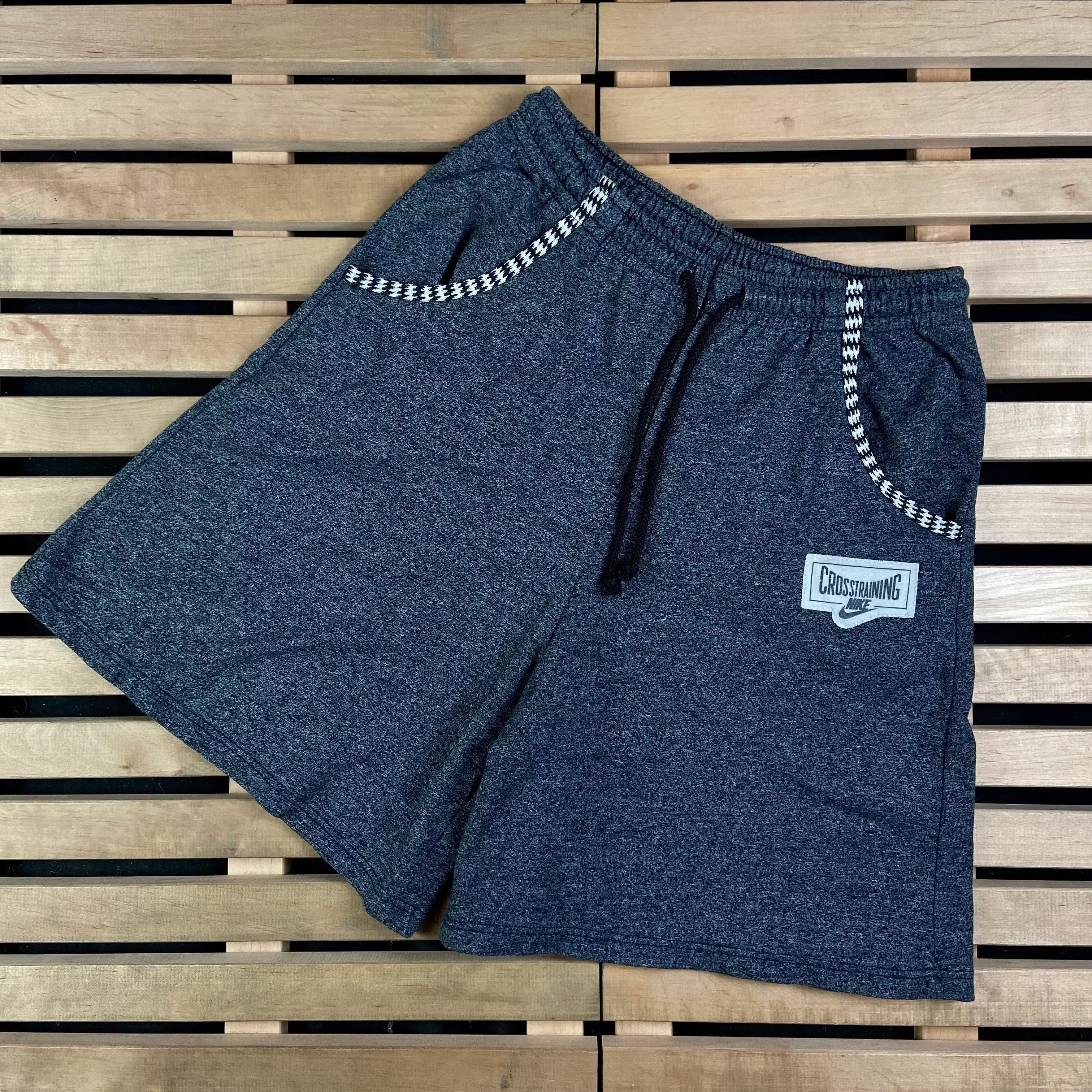 Nike × Vintage Mens Shorts Nike Vintage Size L Size US 34 / EU 50 - 1 Thumbnail