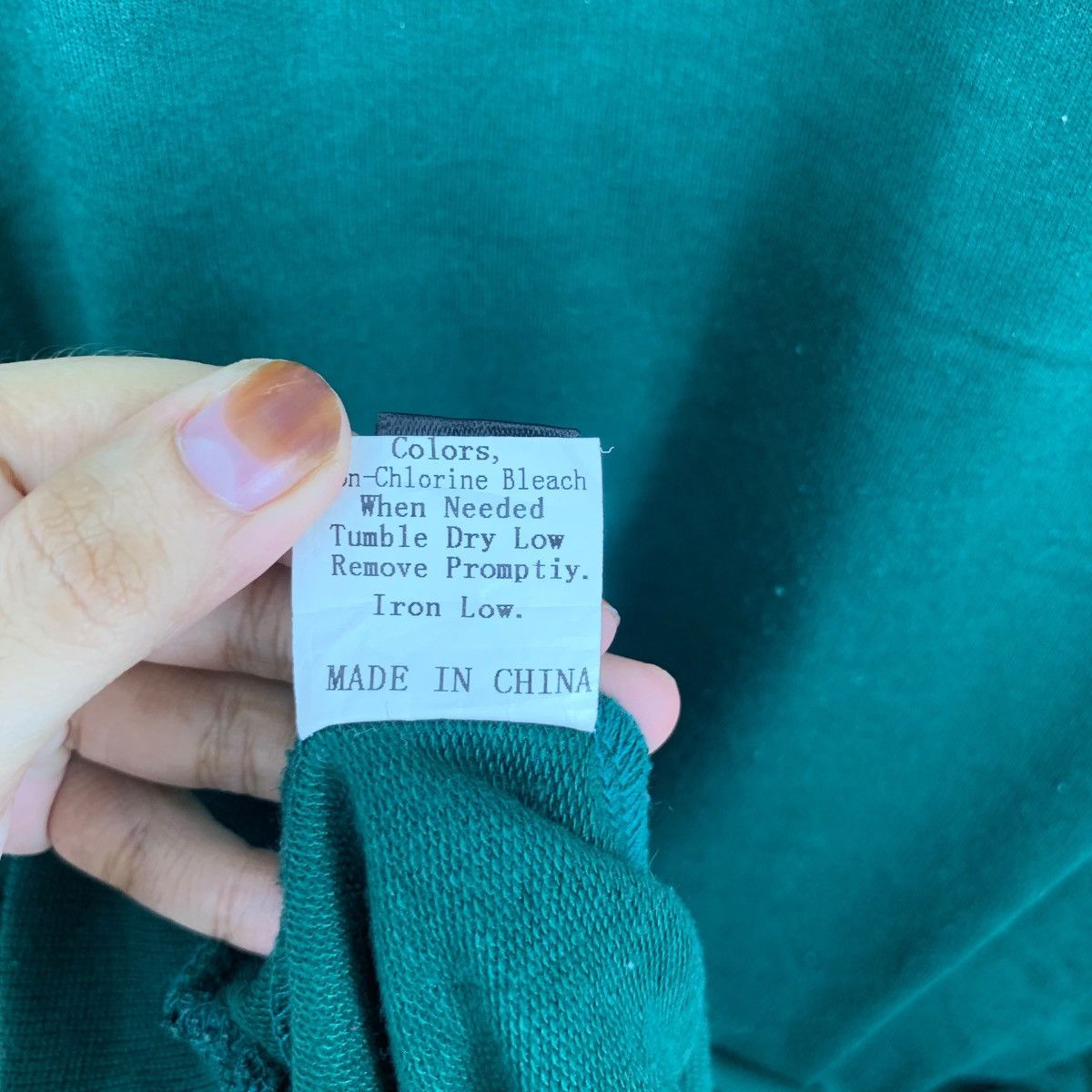 Shein SHEIN MALIBU HAWAII Embossed Logo Baggy Sweatshirt Sweater Size XXL / US 16-18 / IT 52-54 - 8 Thumbnail