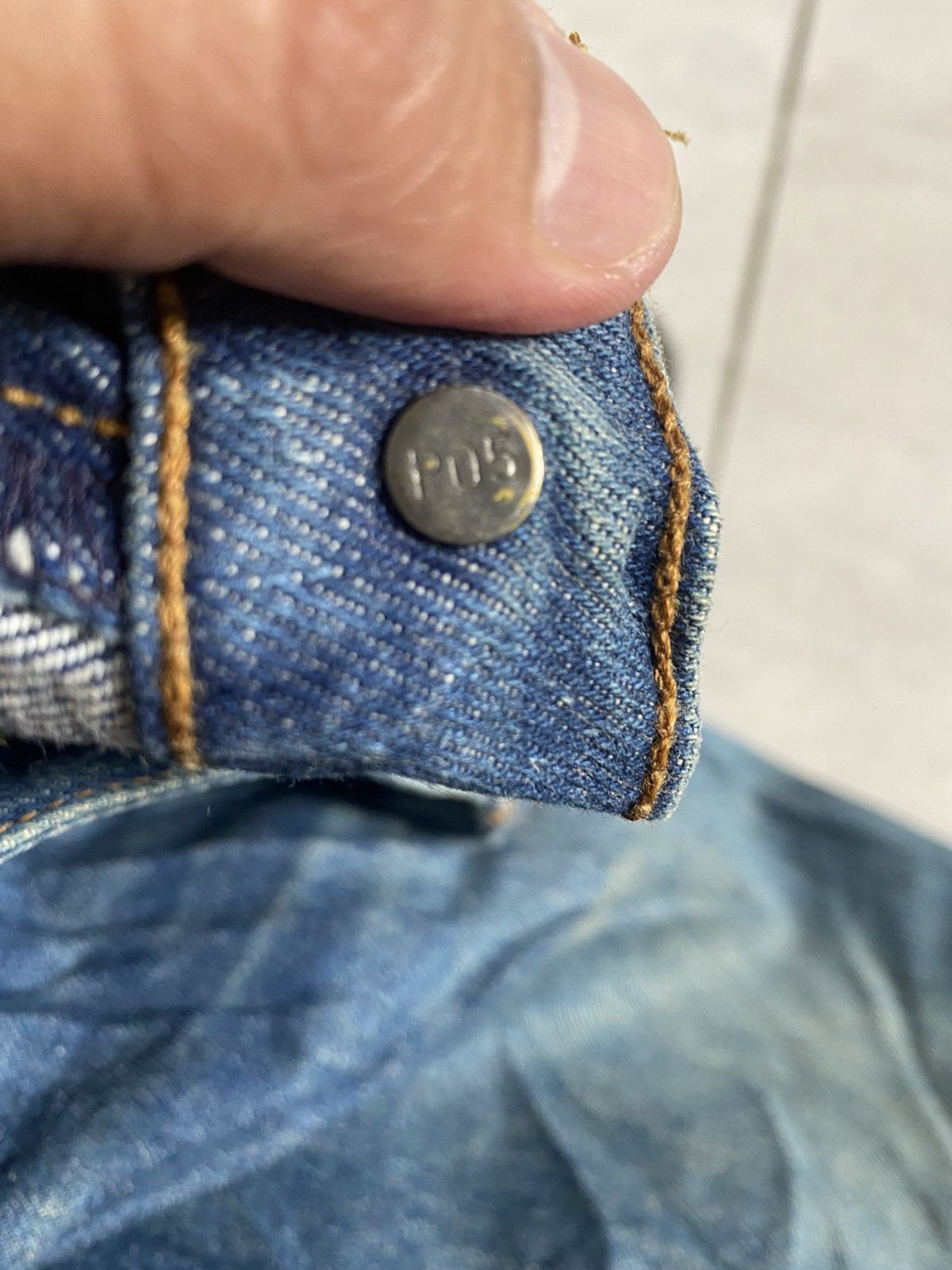 Levi's VINTAGE LEVIS 515 Size US 27 - 18 Thumbnail