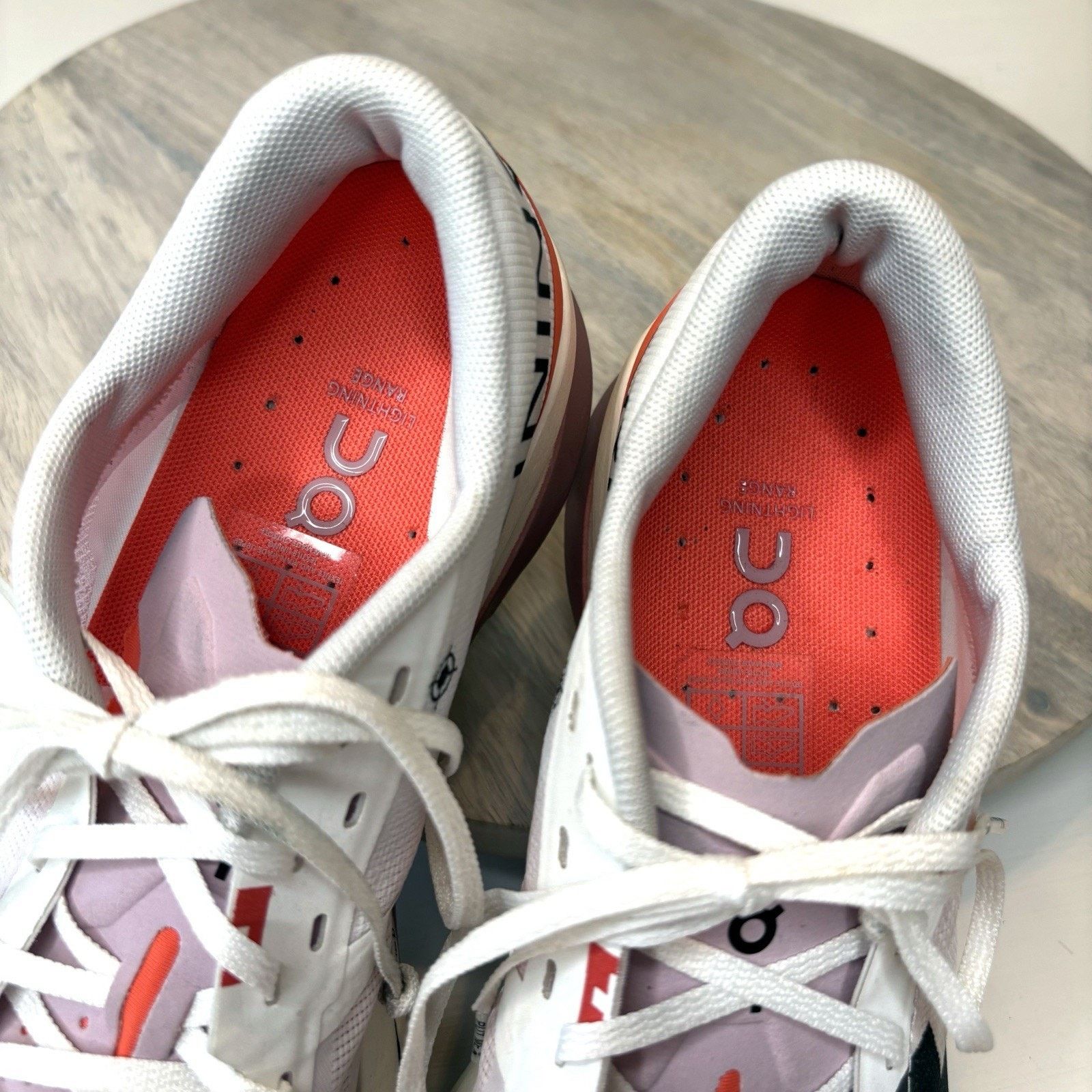 On On Cloud Women's Echo 3 White Running Sneakers US Size 7 Size US 7 / IT 37 - 9 Thumbnail