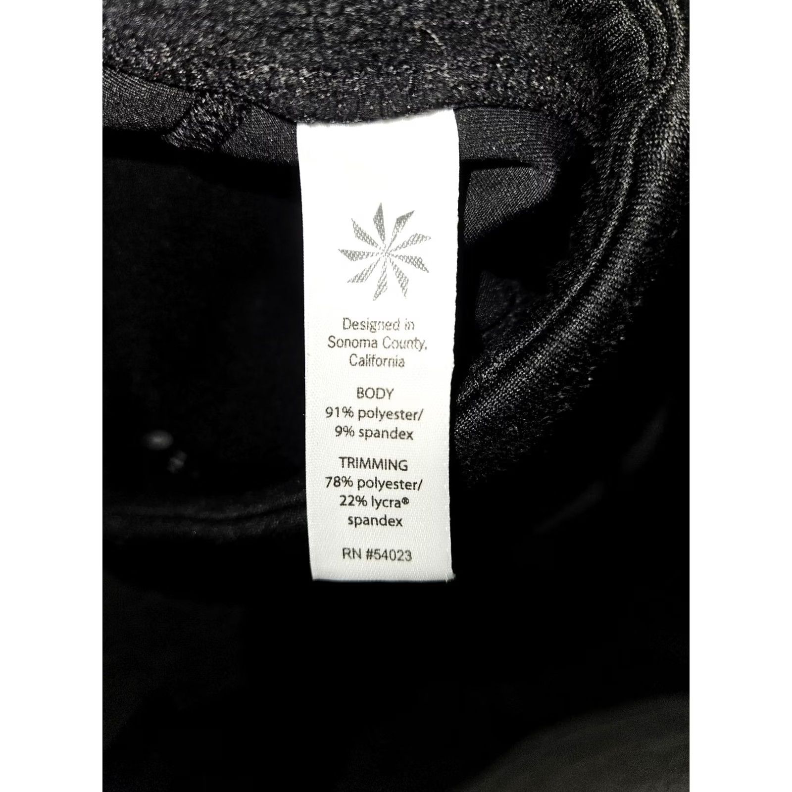 Athleta Athleta Leggings Womens XS Reflective Pocket High Rise Gym Running Yoga Ankle Zip Pocket Moisture Wicking Black Womens XS Leggings Size 26" / US 2 / IT 38 - 8 Thumbnail