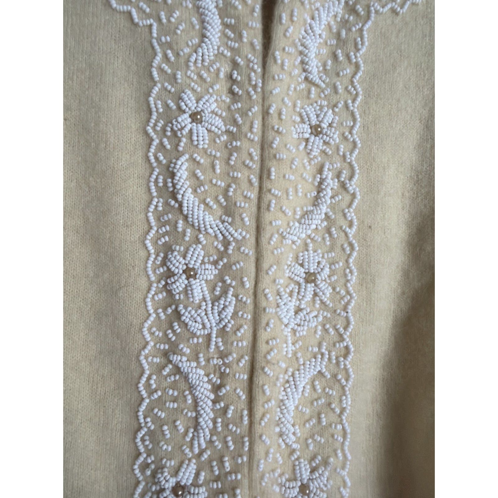 Vintage VINTAGE Sophia Cardigan Womens Small Cashmere Angora Ivory Cream Sweater 20” 20” 20” Weekend Gift Centre Handmade Size S / US 4 / IT 40 - 6 Thumbnail