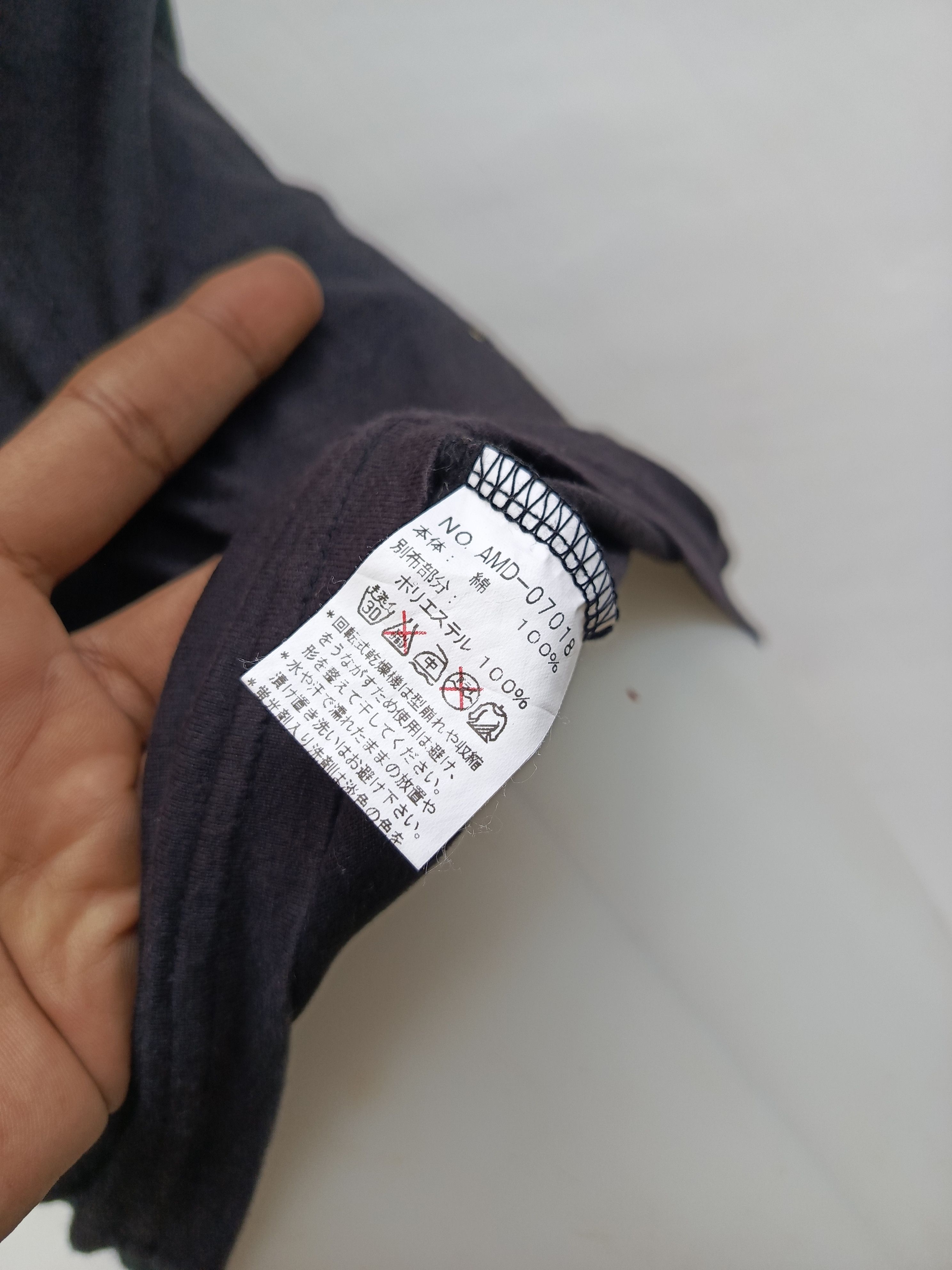 semanticdesign Semantic Design Japan Embroidered Crest V-Neck Tee Size M / US 6-8 / IT 42-44 - 8 Thumbnail