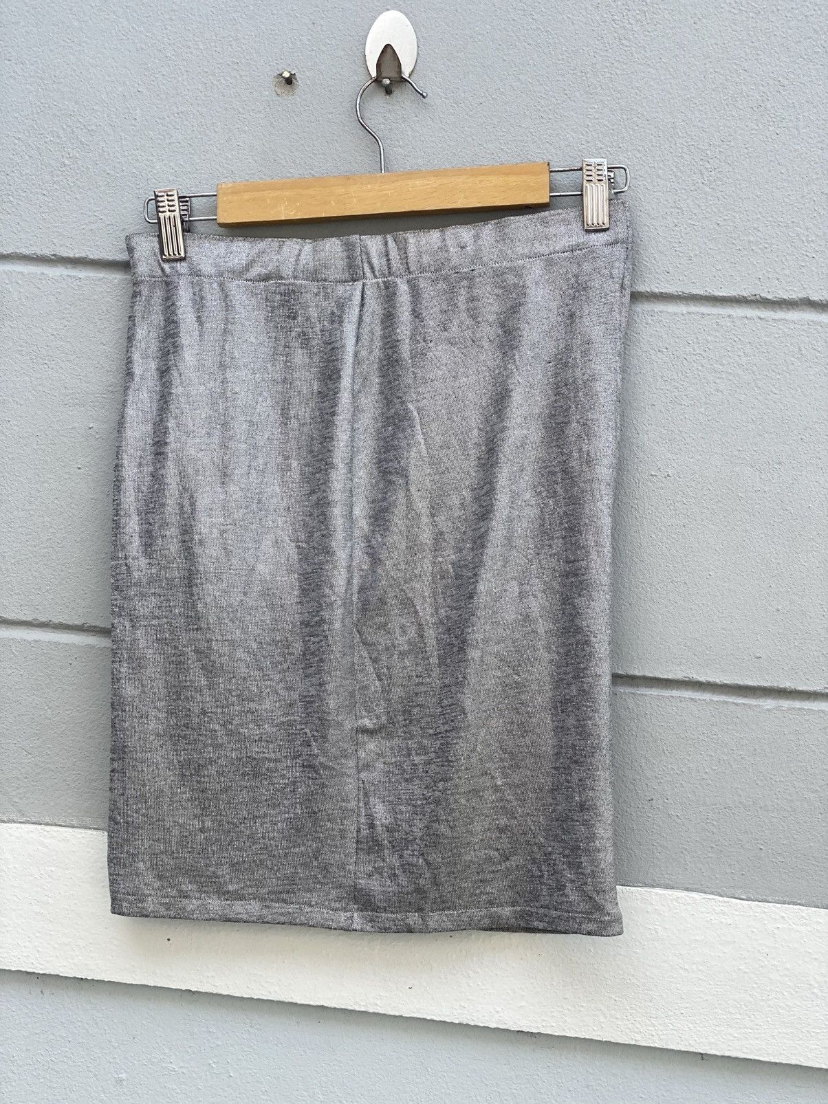 Armani Exchange vintage Armani Exchange metallic coated mini skirt in silver Size 28" / US 6 / IT 42 - 4 Thumbnail