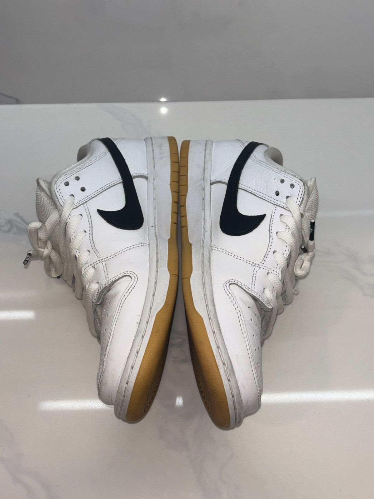Hypebeast Nike SB Dunk Low Pro Size US 9.5 / EU 42-43 - 2 Thumbnail