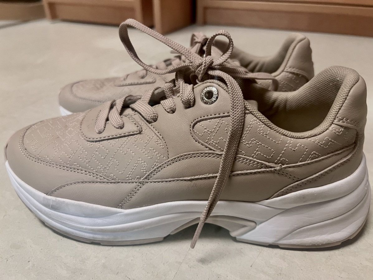 Tommy Hilfiger Affordable Beige Sneakers for Women Size US 9 / IT 39 - 1 Thumbnail